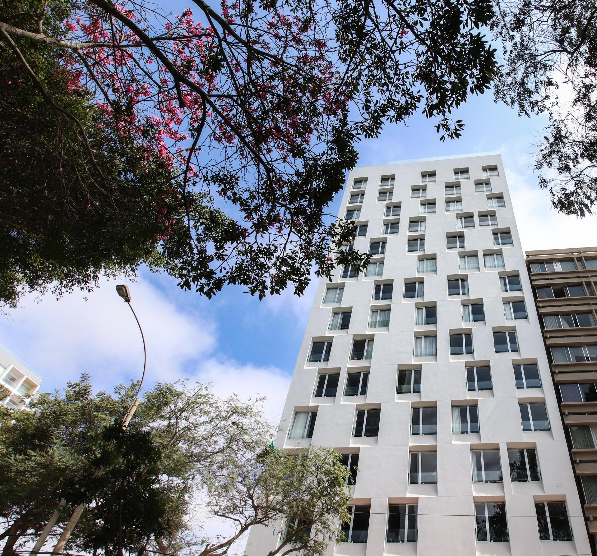 Vista Exterior Dazzler By Wyndham San Isidro