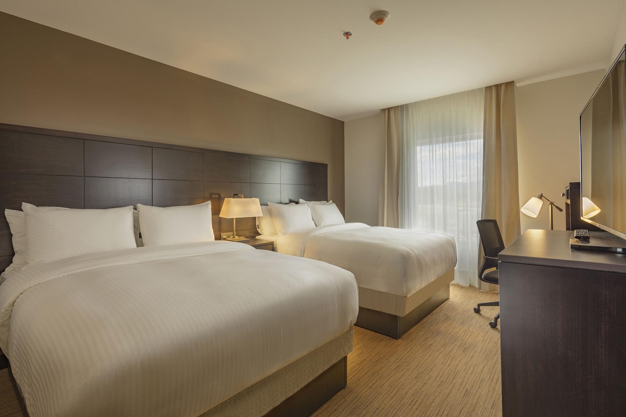 Habitación Staybridge Suites Irapuato by IHG