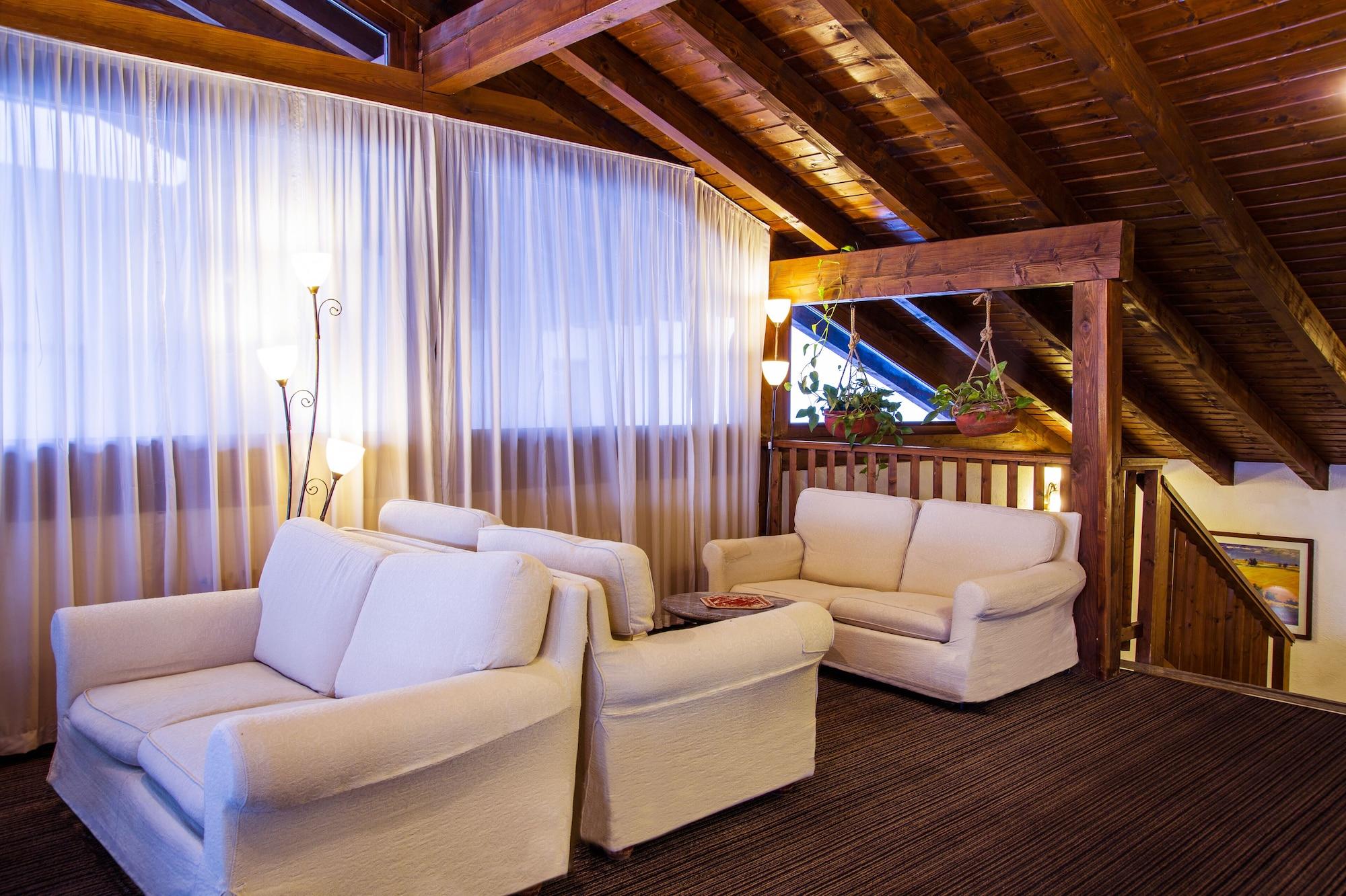 Vista Lobby Hotel Les Jumeaux Courmayeur