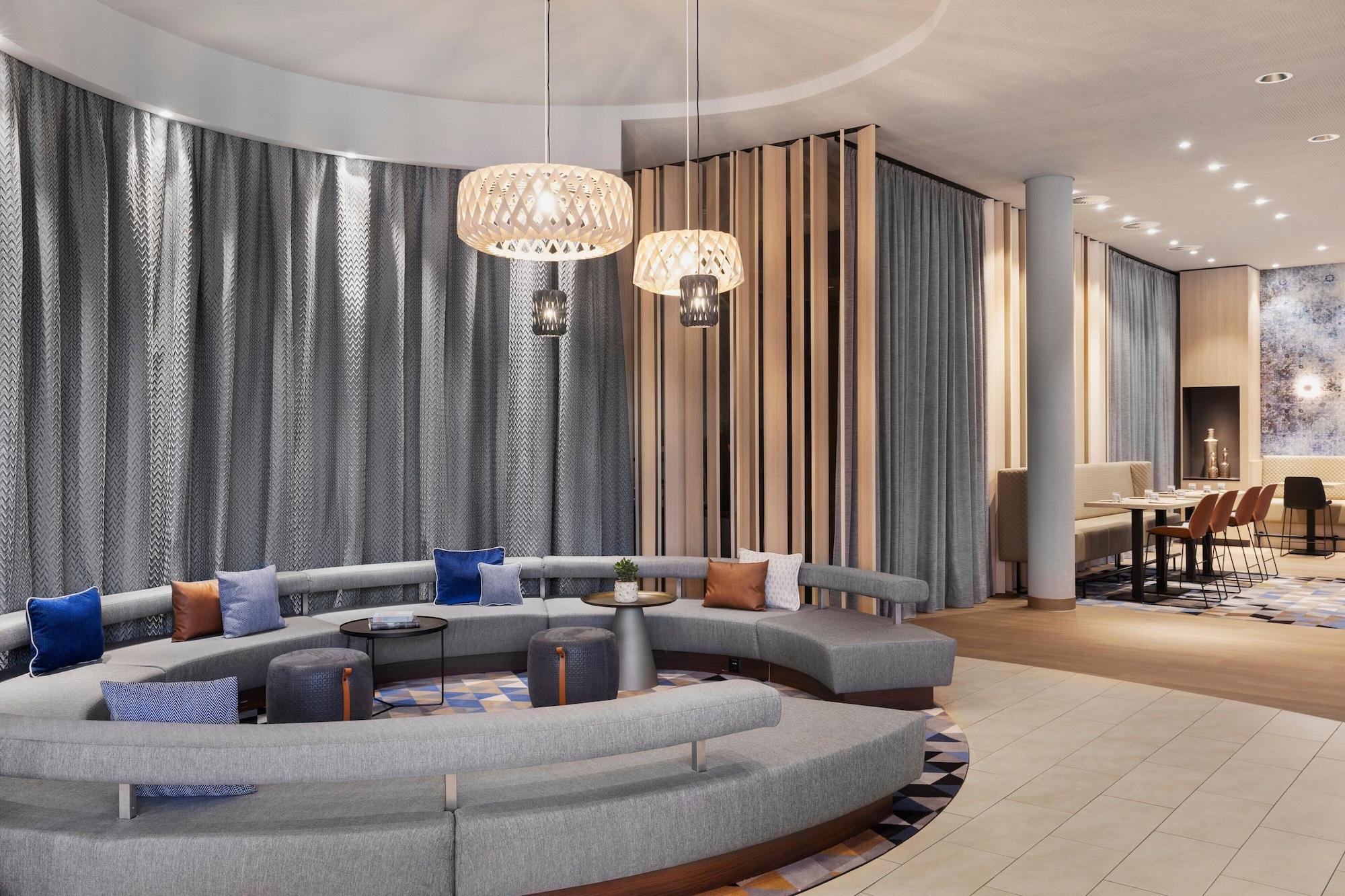 Vista Lobby Courtyard by Marriott Basel