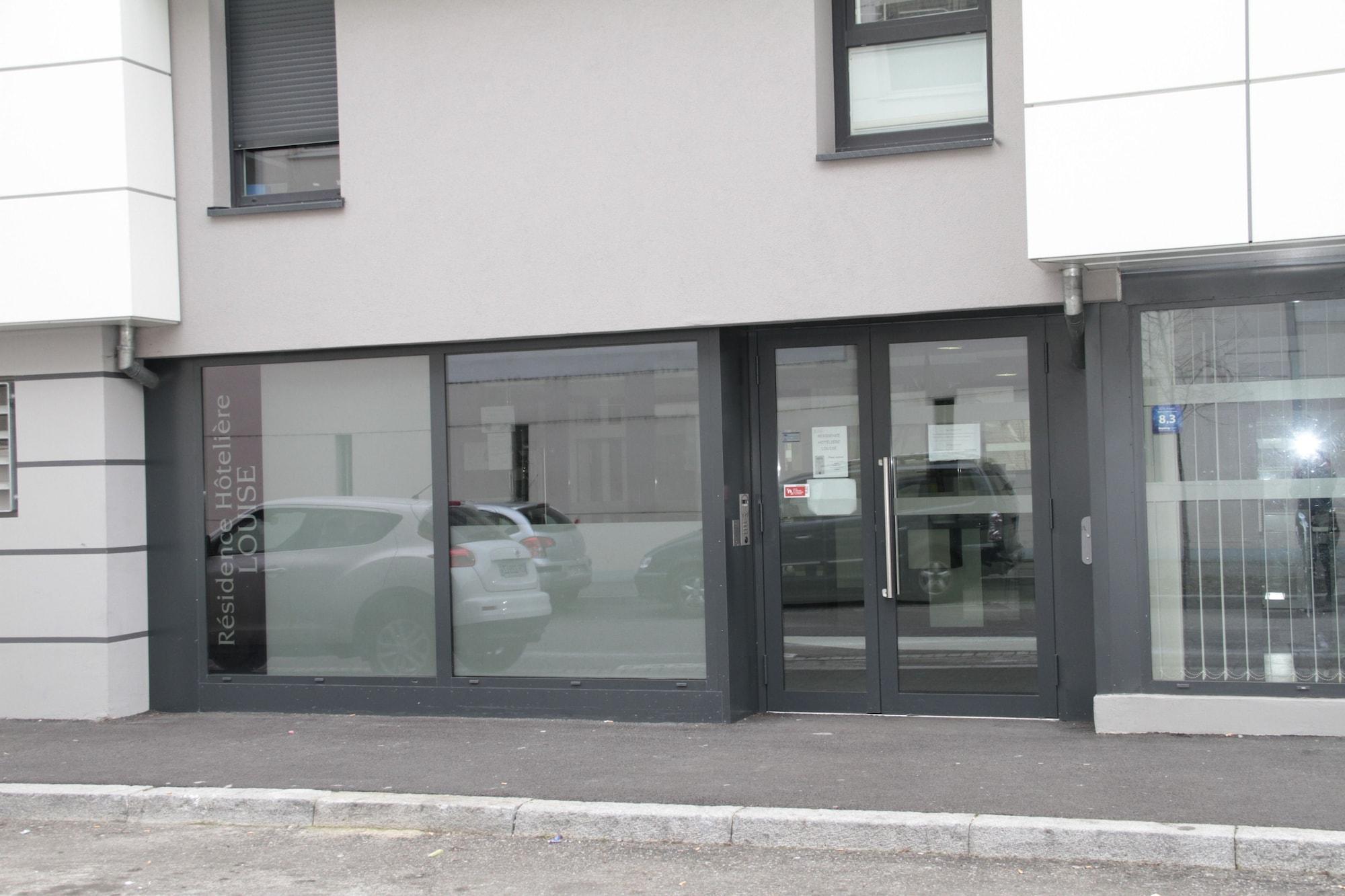 Vista Exterior Résidence Hôteliere Louise