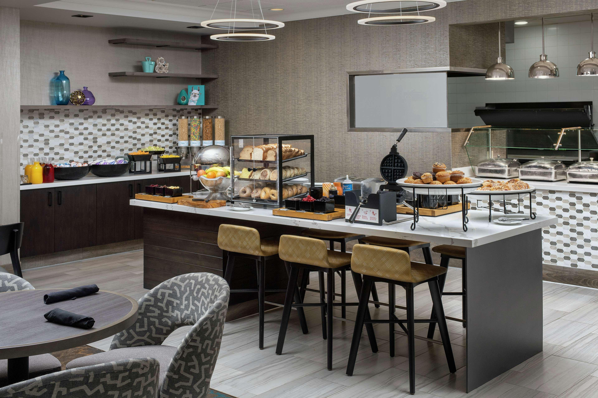 Restaurant Hilton Garden Inn Yakima Downtown