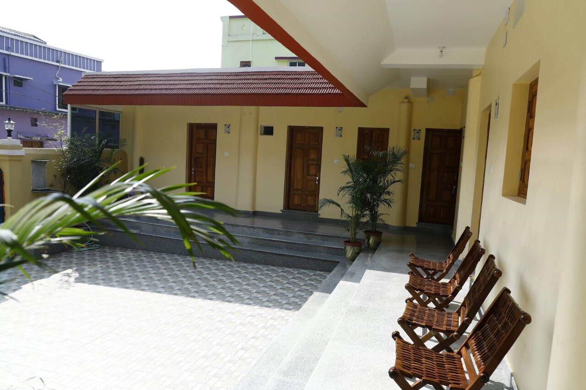 Varios Nest Guest House