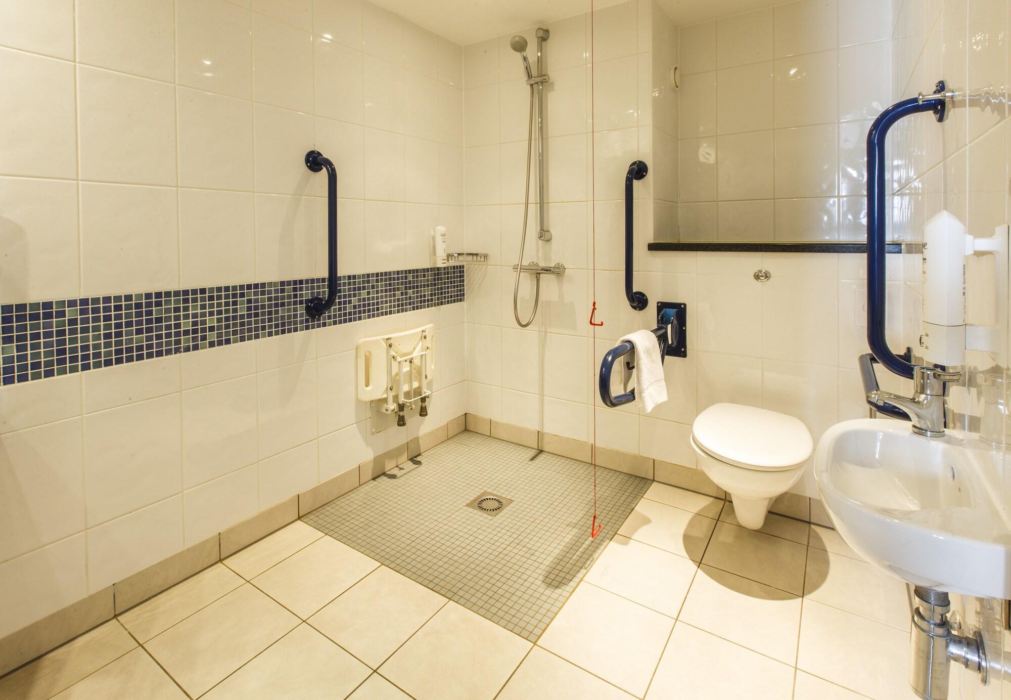 Equipamiento de Habitación Holiday Inn Express Antrim by IHG