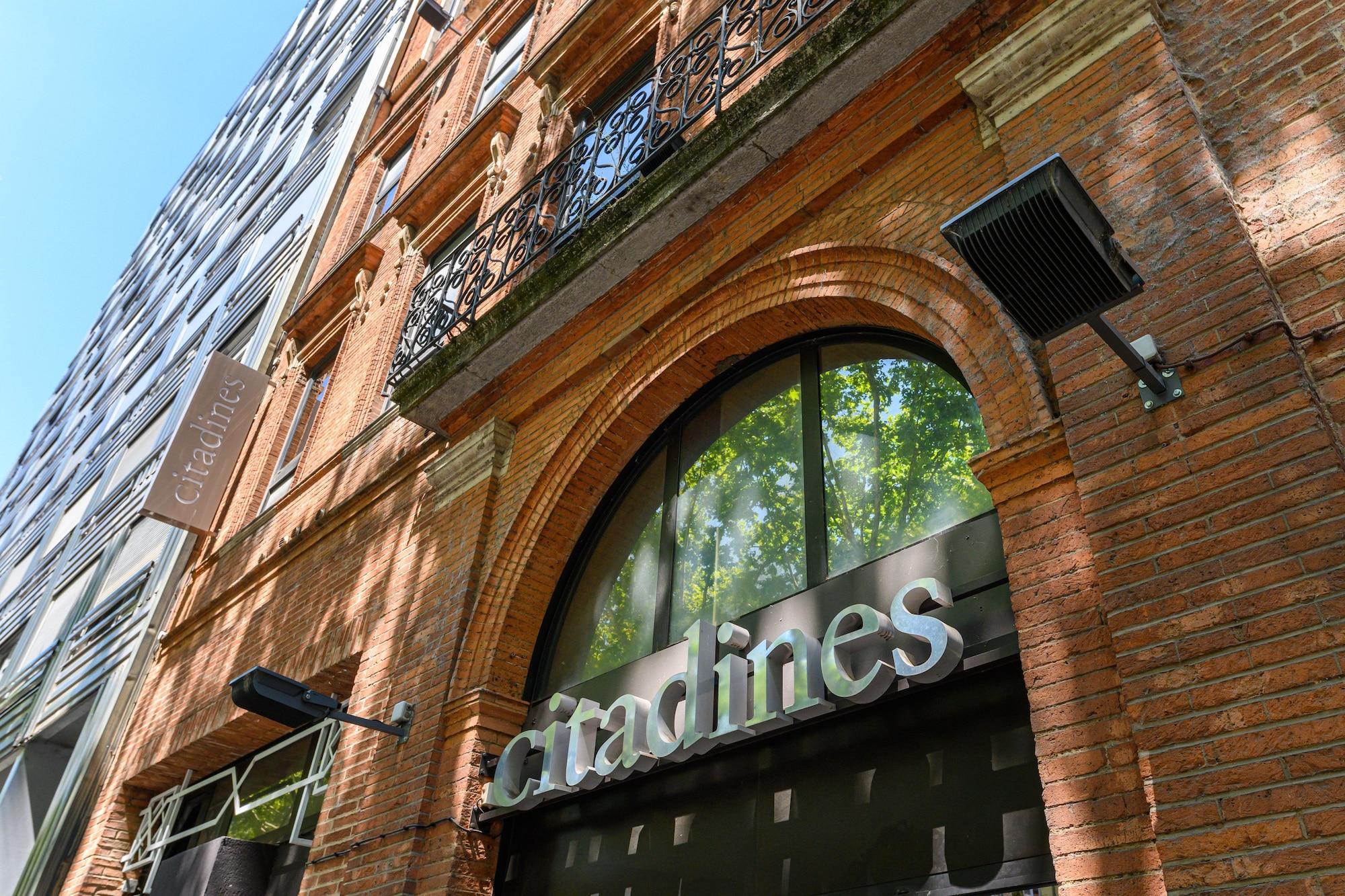 Vista Exterior Citadines Wilson Toulouse