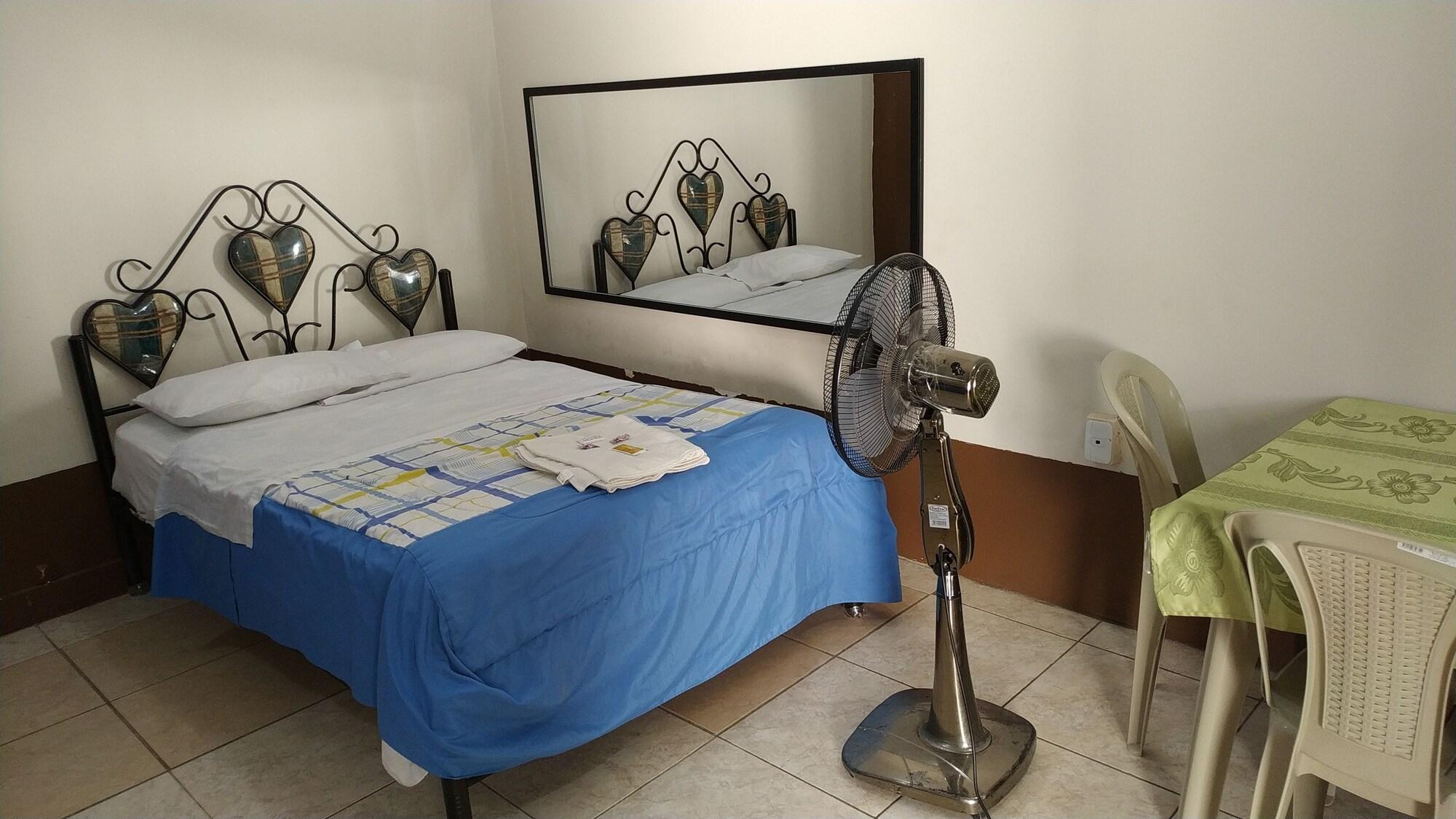 Habitación Hostal Nuevo Amanecer