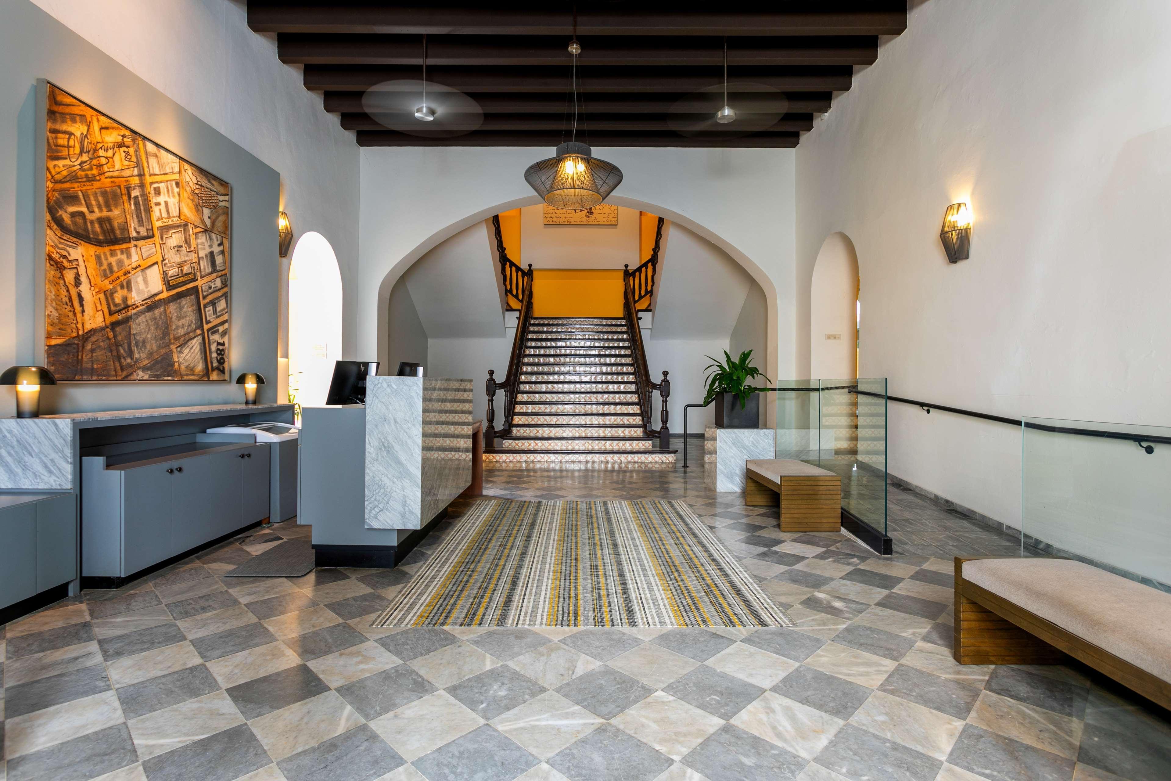 Vista Lobby Palacio Provincial San Juan, Curio Collection By H