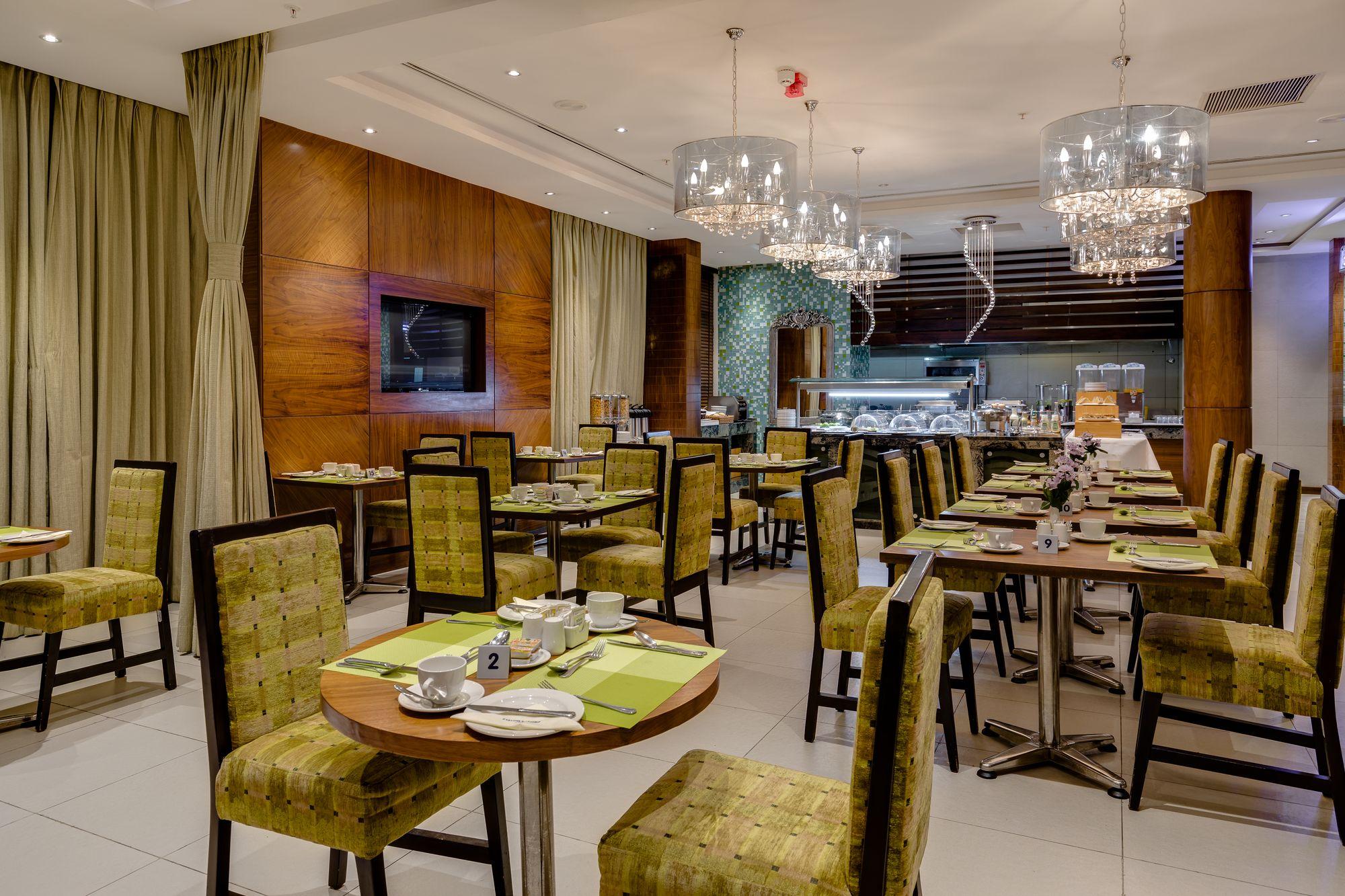 Restaurant Loui Gardens