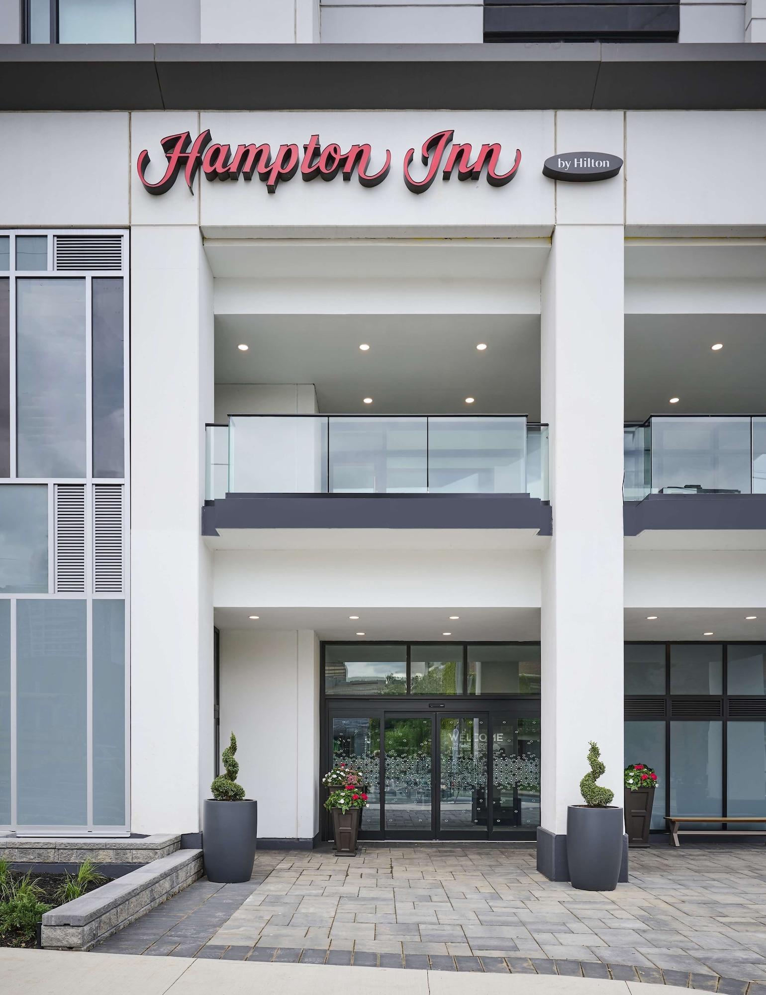 Vista Exterior Hampton Inn by Hilton Hamilton