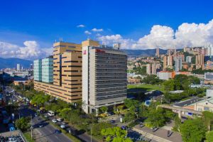 Alojamiento - ibis Medellin