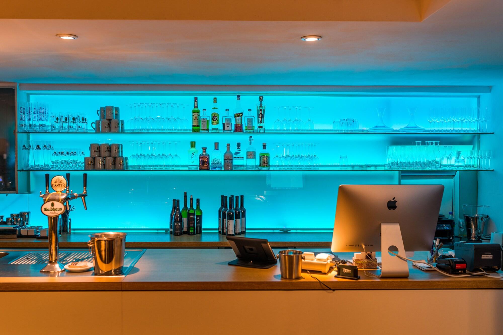 Bar/Salón Hotel & Restaurant Kreuzblume