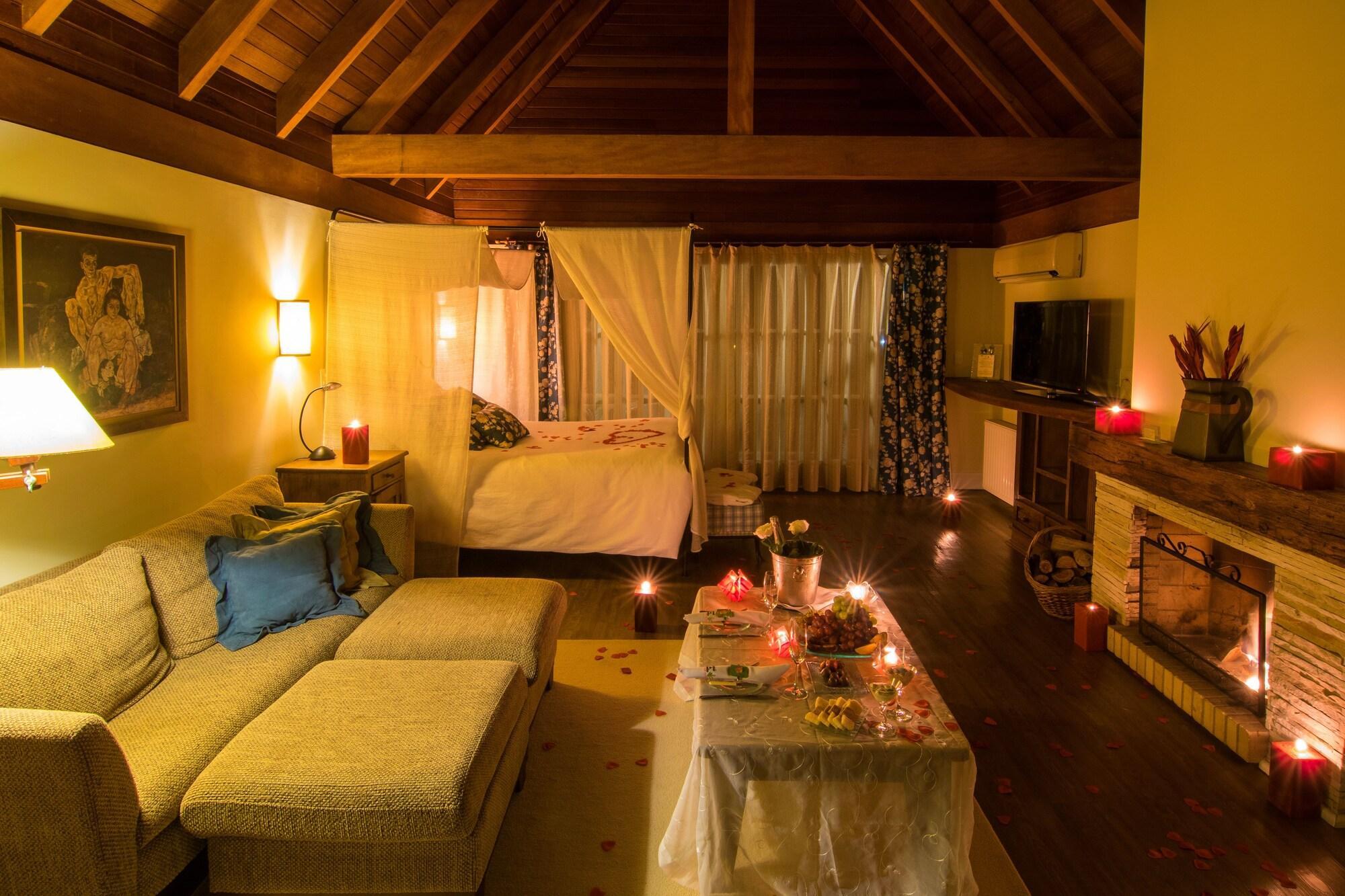 Vista Exterior Boutique Varanda Das Bromelias