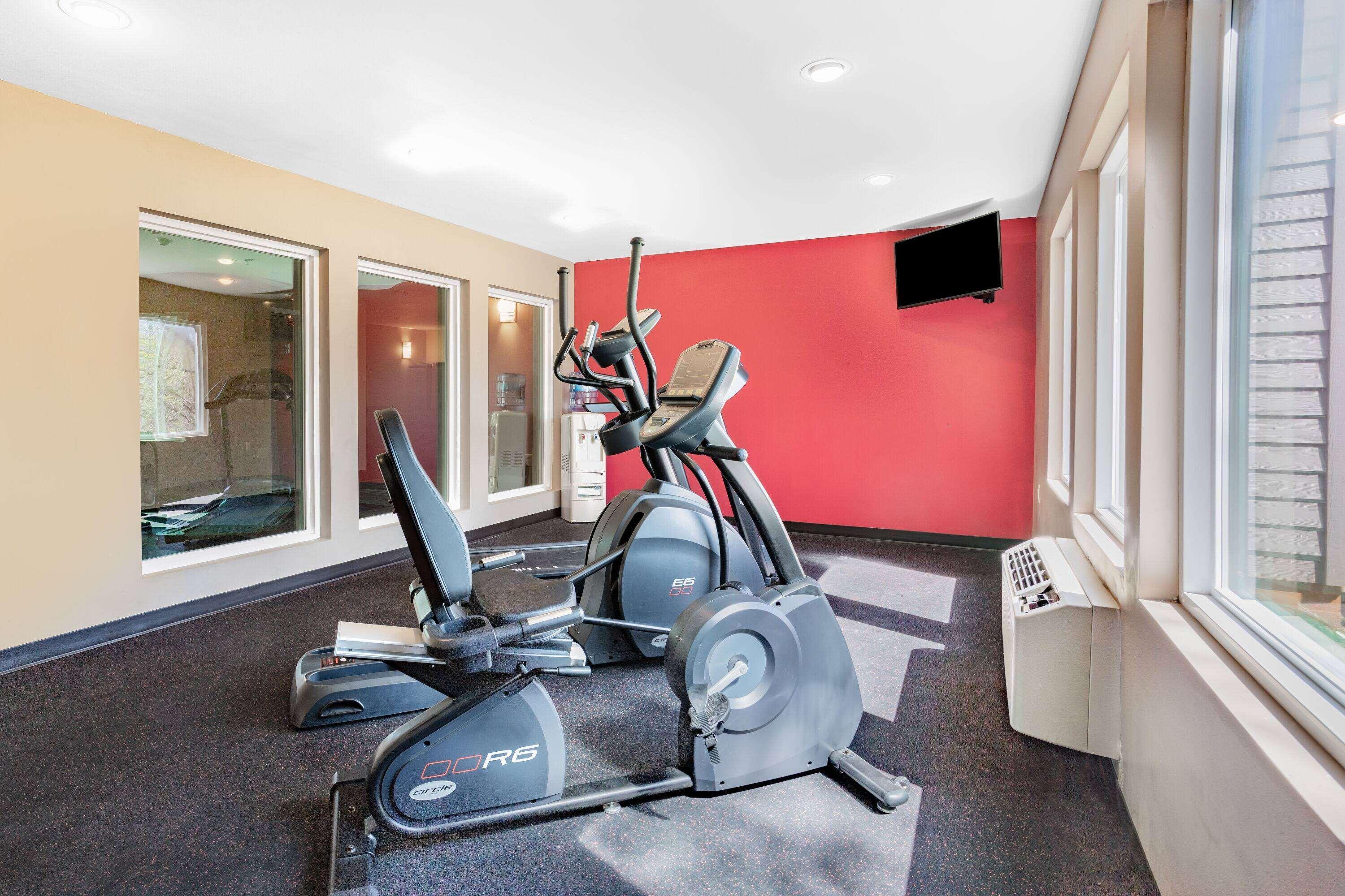 Gimnasio Ramada by Wyndham Hendersonville