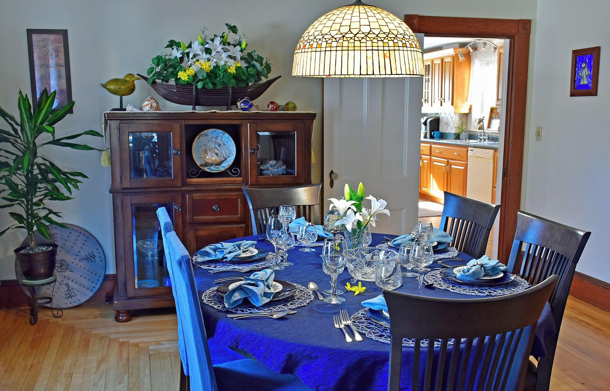 Restaurant Miller House By the Bay