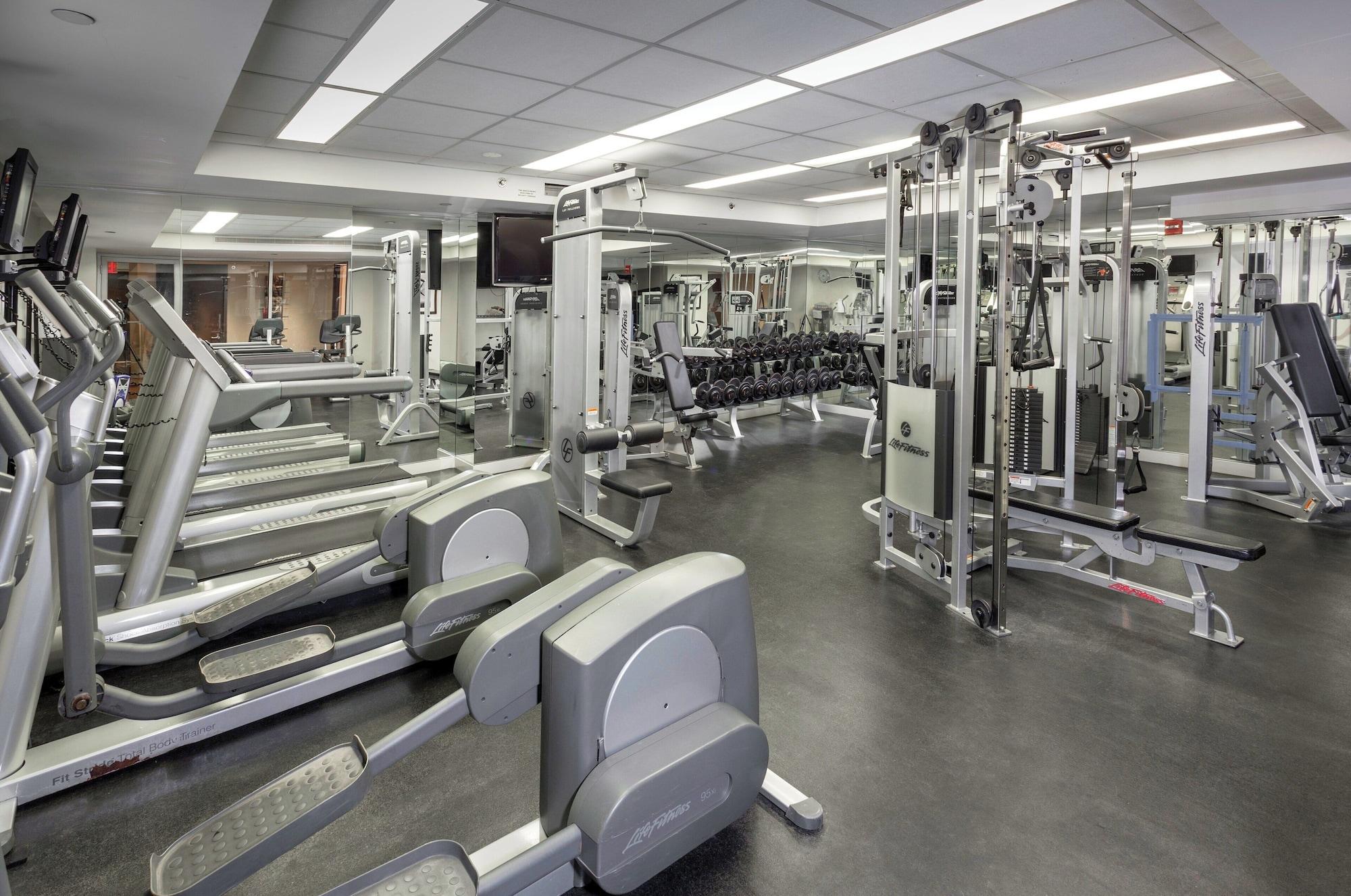Gimnasio Club Wyndham Midtown 45