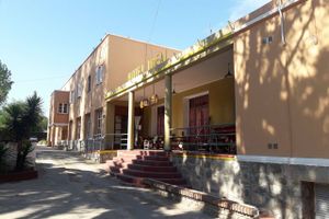 Alojamiento - Hotel Ideal