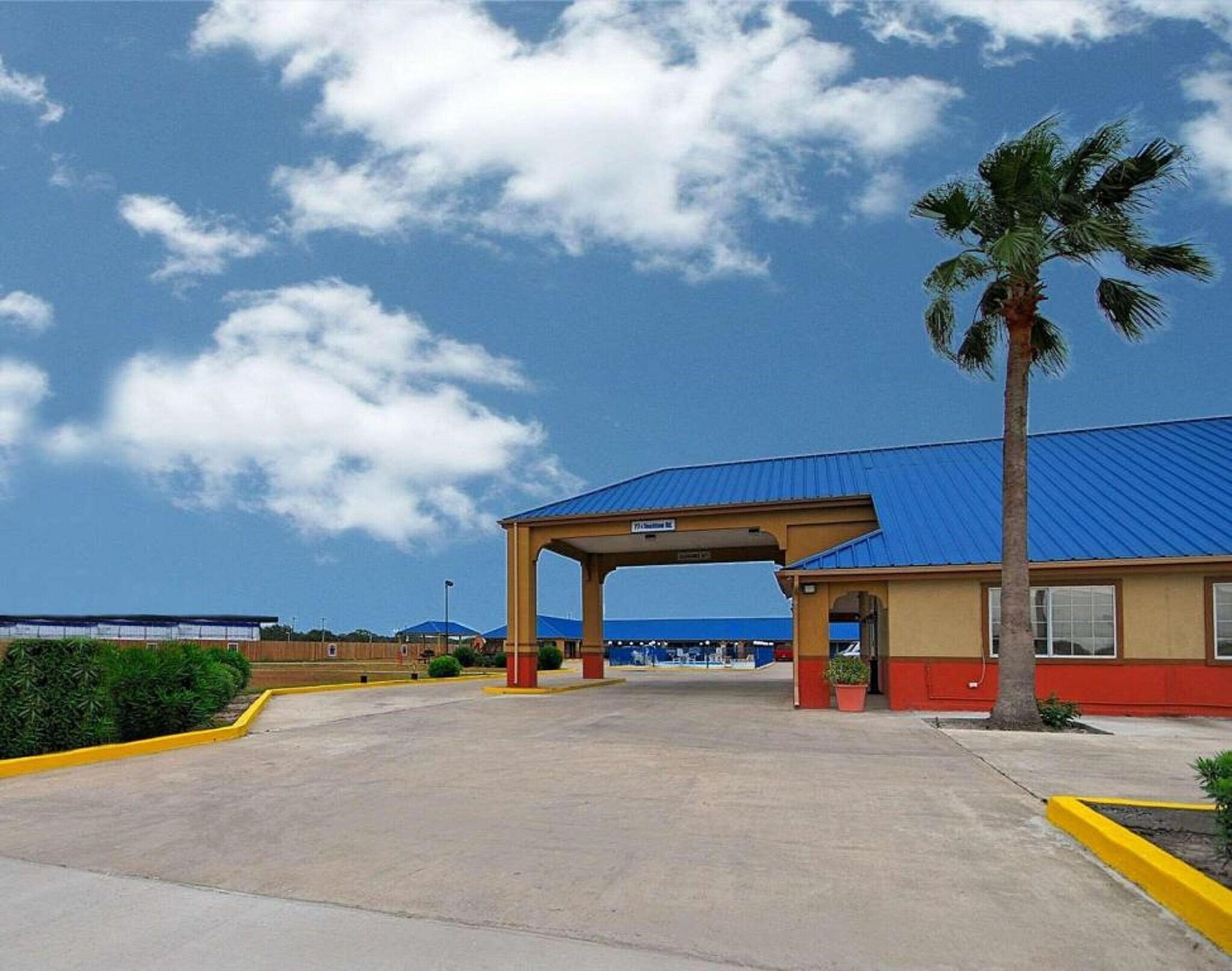 Vista Exterior Americas Best Value Inn Sinton