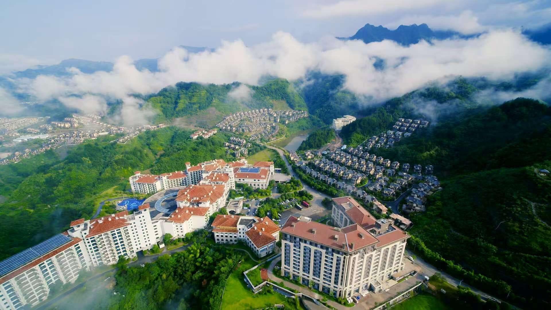 Vista Exterior Zhangjiajie Country Garden Phoenix Suites Hotel