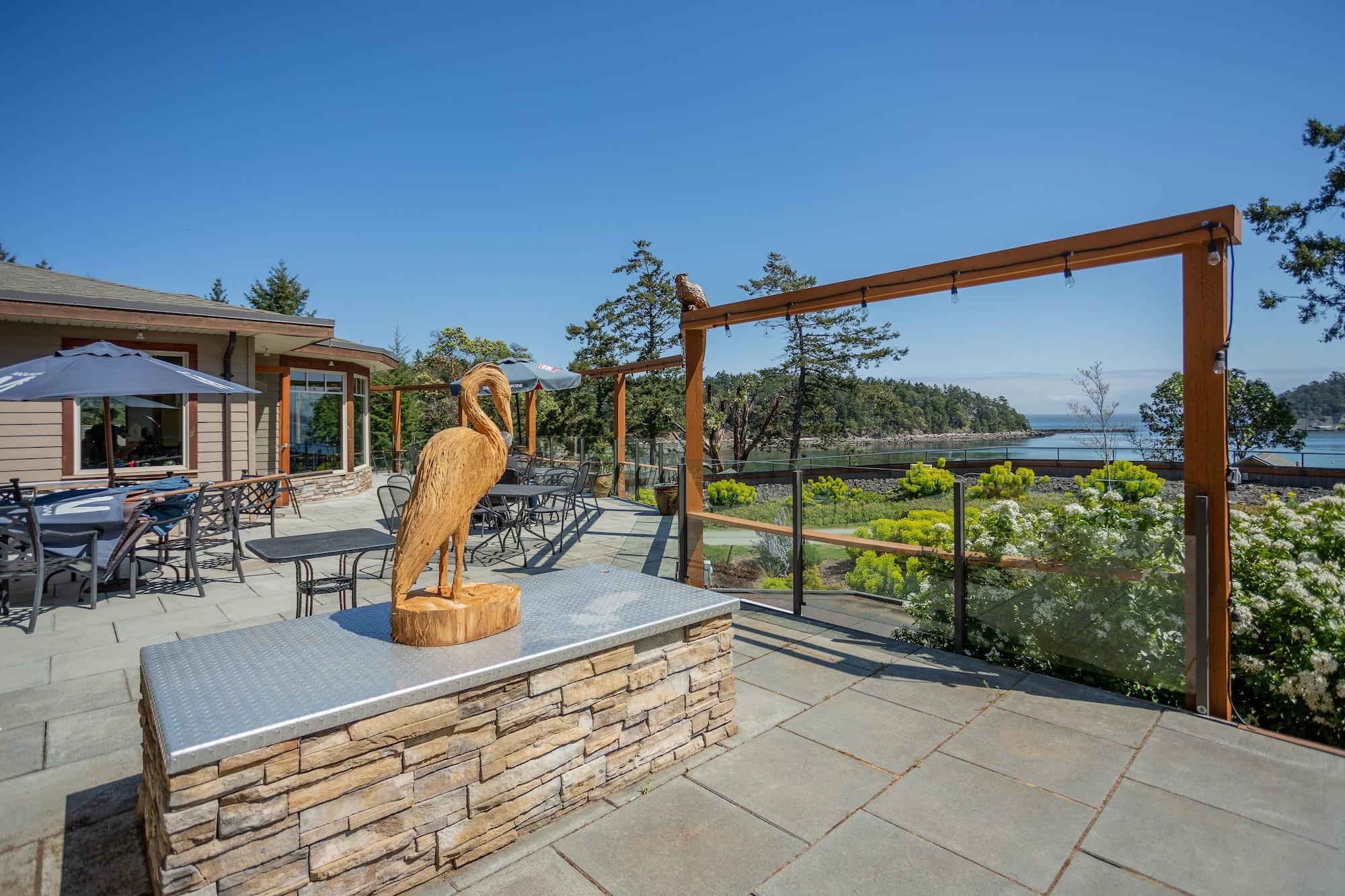 Restaurant Mayne Island Resort