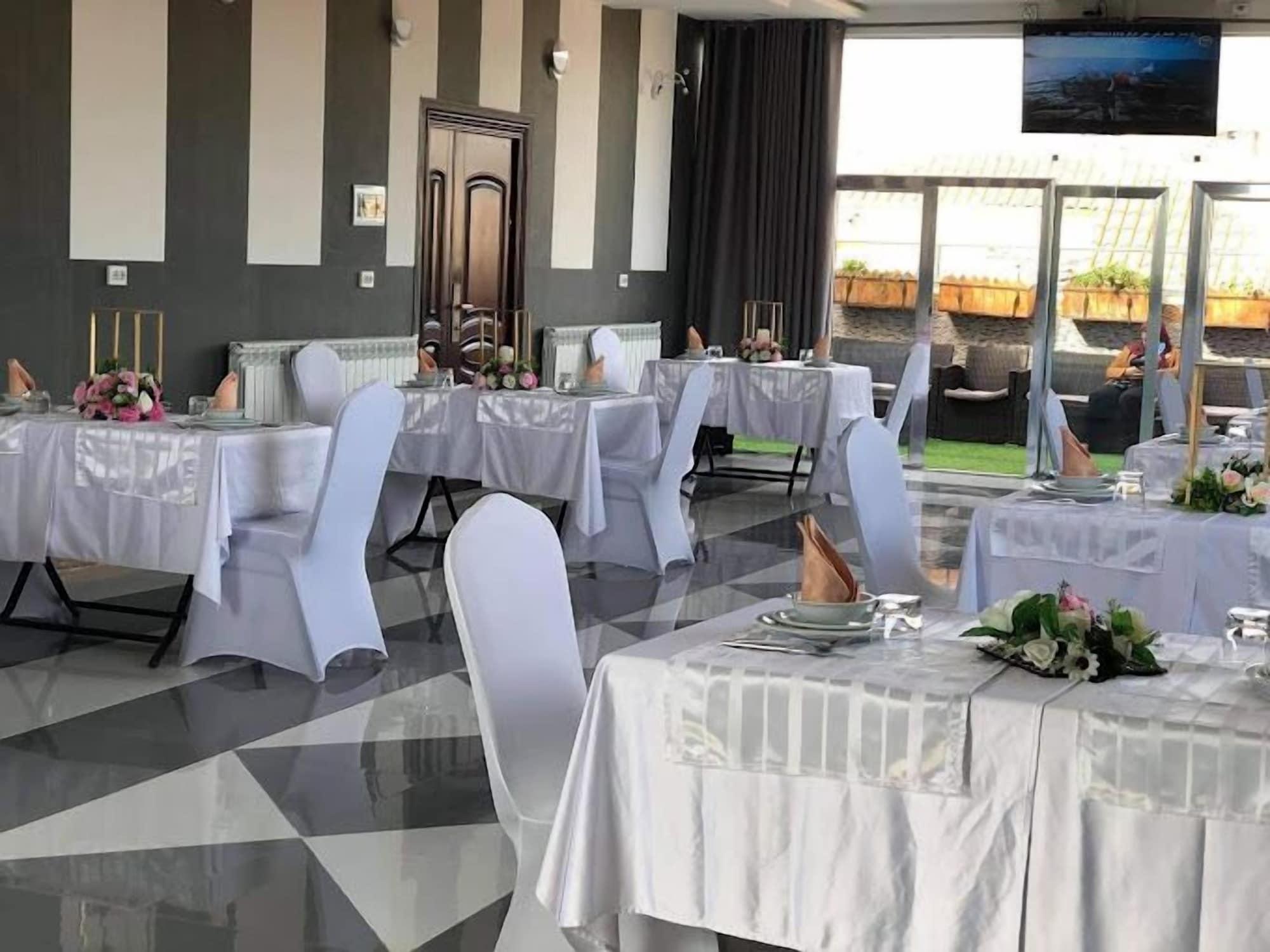 Restaurant Timgad Hotel Hazem