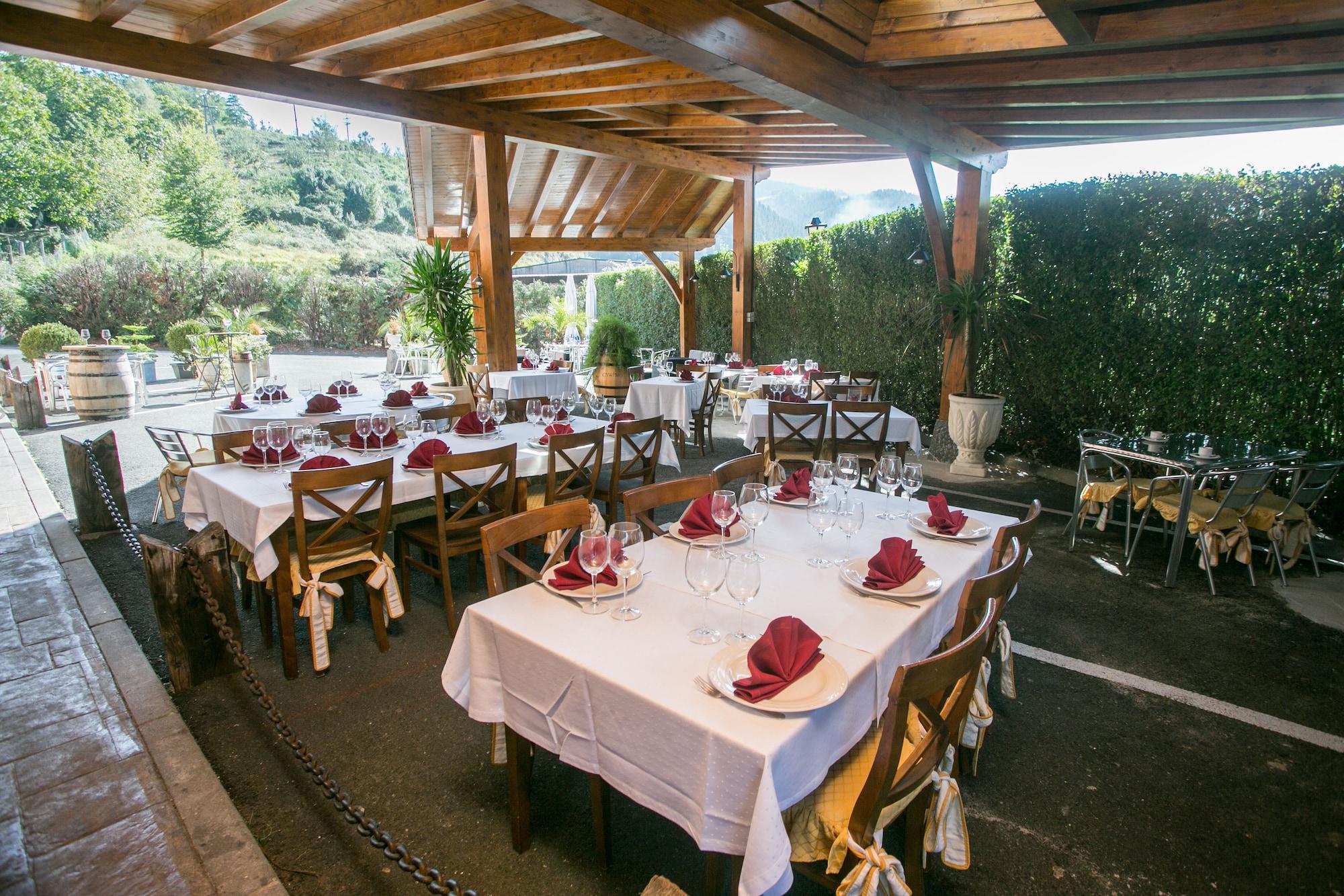 Salón de Baile Hotel Hospedería Larrañaga