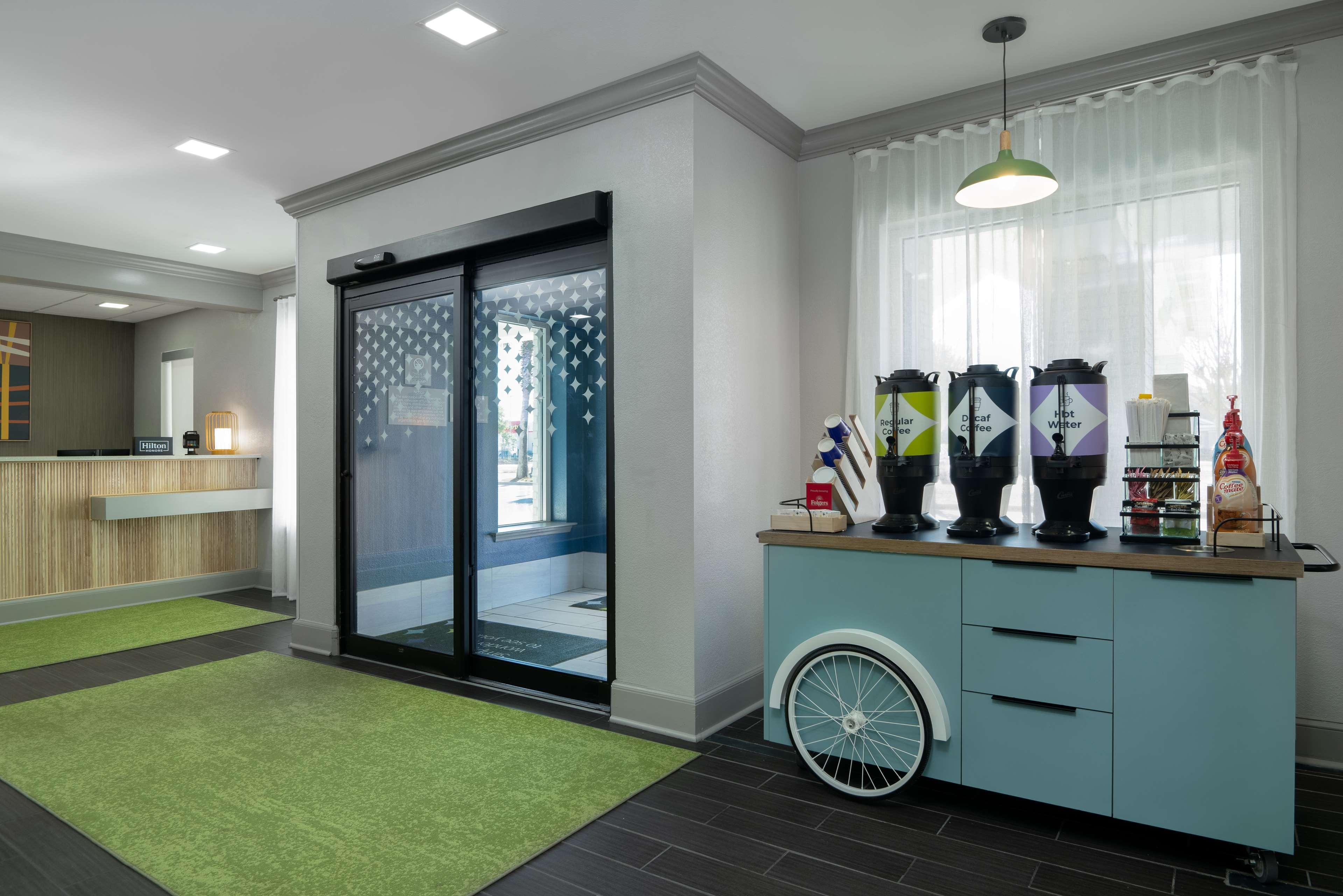 Restaurant Spark by Hilton Destin