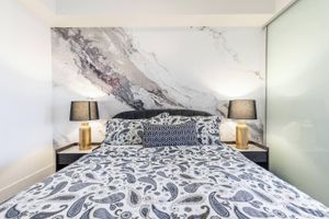 Alojamiento - The Madison Front Street