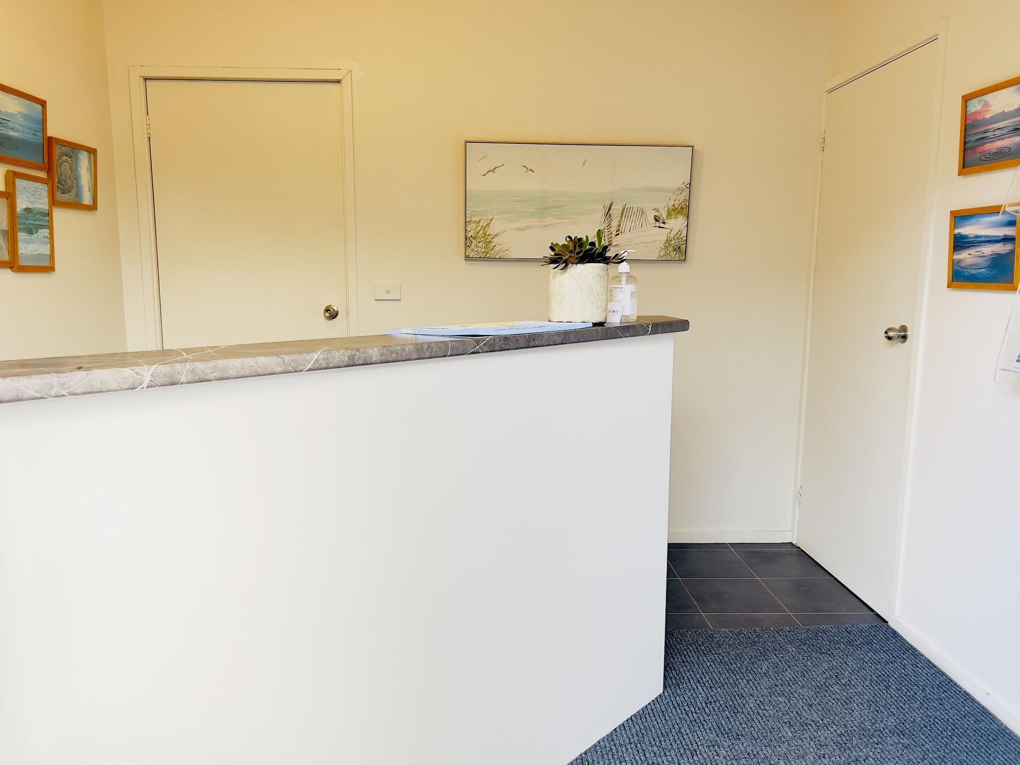Vista Lobby A1 Motels Port Fairy Motel and Apartments