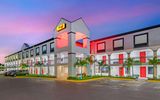 Super 8 by Wyndham Orlando Near Florida Mall