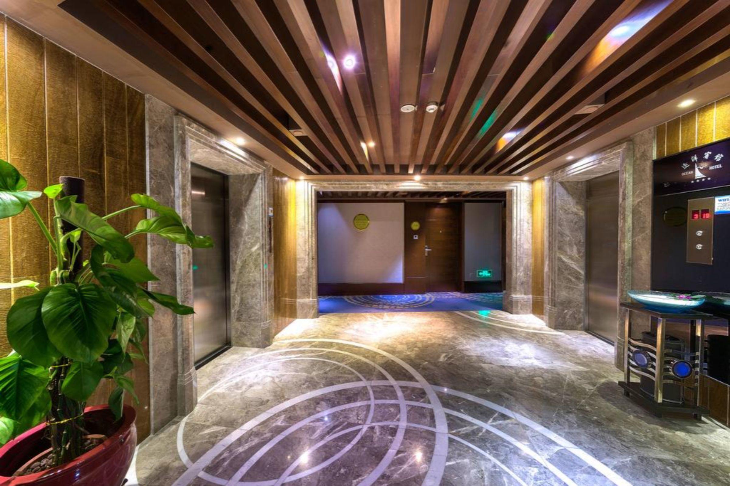 Vista Lobby Ocean Hotel