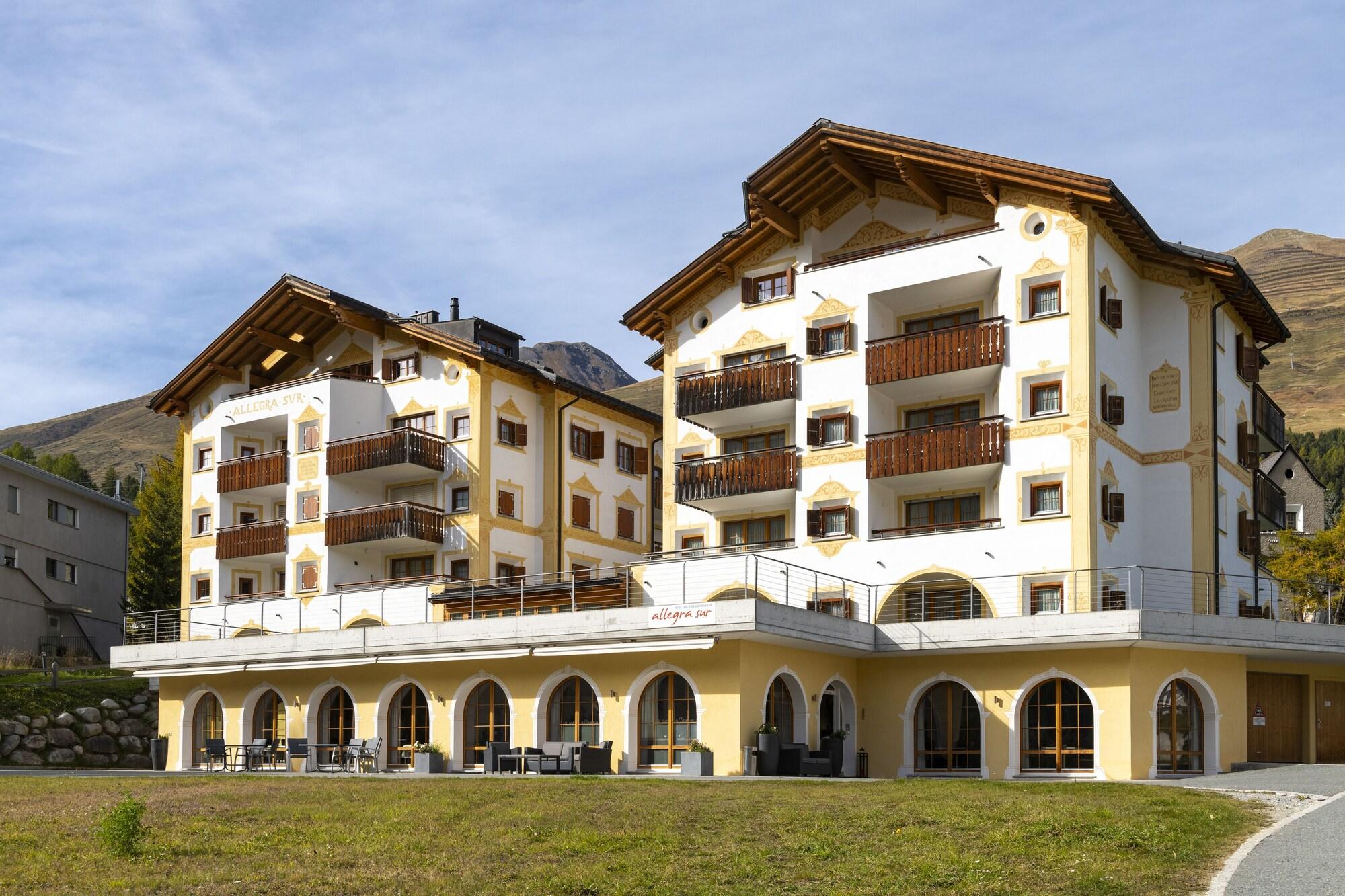 Vista Exterior Hotel Allegra