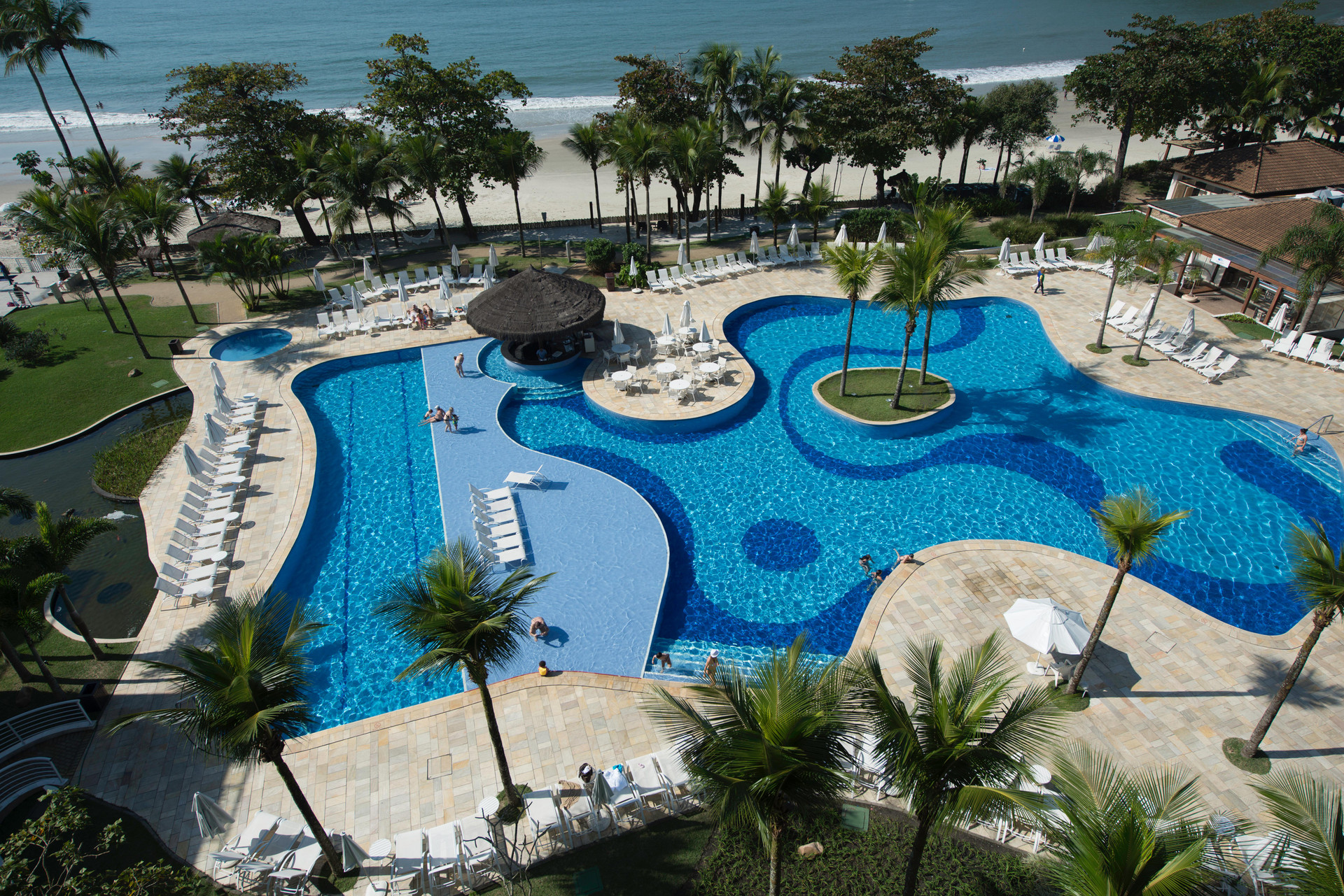 Vista Piscina Hotel Jequitimar Guarujá Resort & SPA by Accor