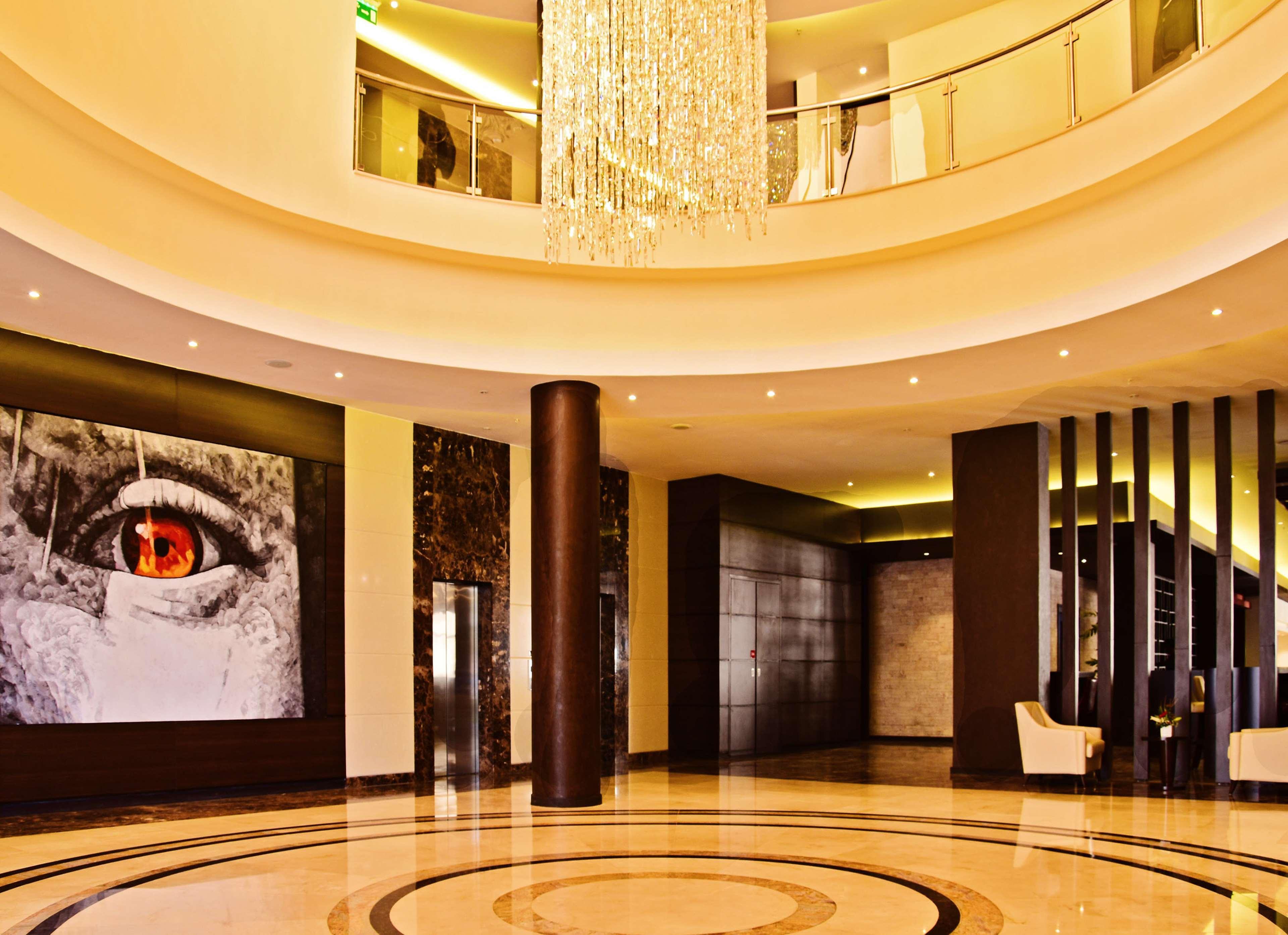 Vista Lobby DoubleTree by Hilton Nairobi Hurlingham