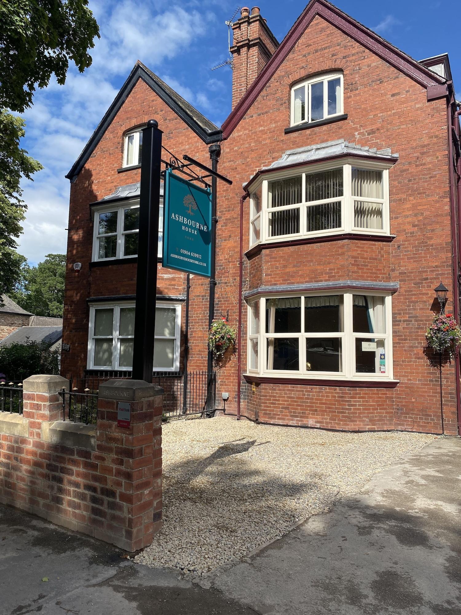 Varios Ashbourne House