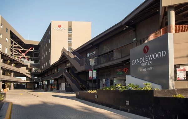 Candlewood Suites Guadalajara Galerias by IHG - Hoteles cerca de Andares en Guadalajara