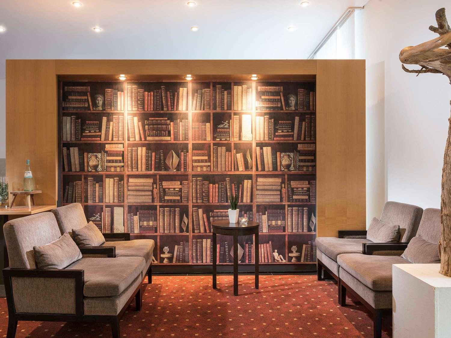 Hotel NH Berlin Treptow