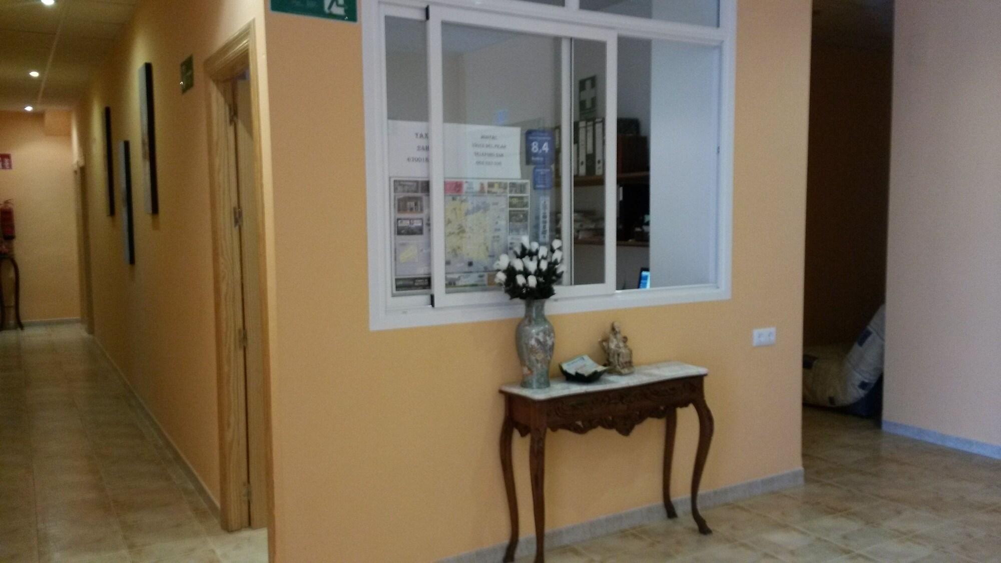 Vista Lobby Hostal Virgen del Pilar