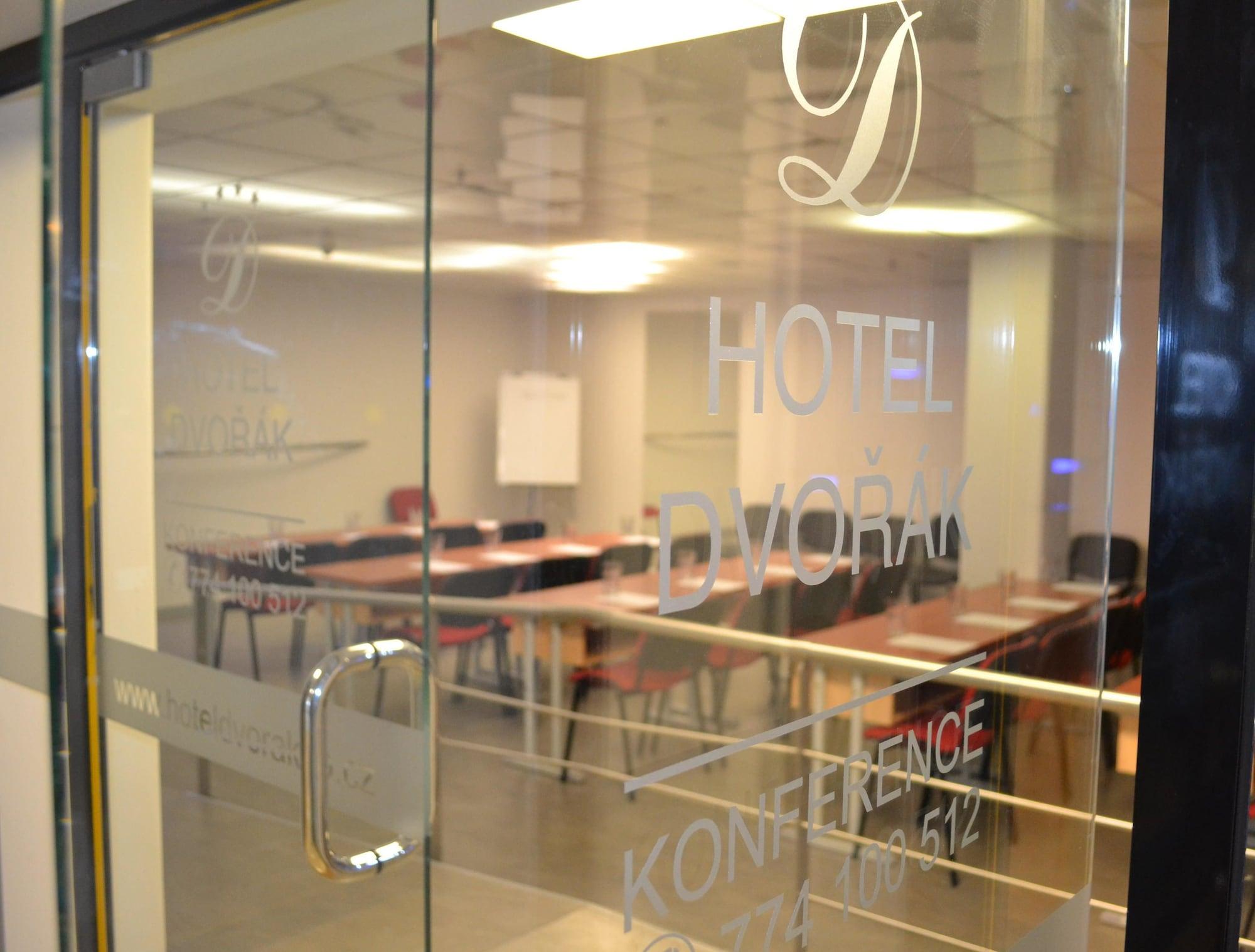 Sala de Reuniones Hotel Dvořák