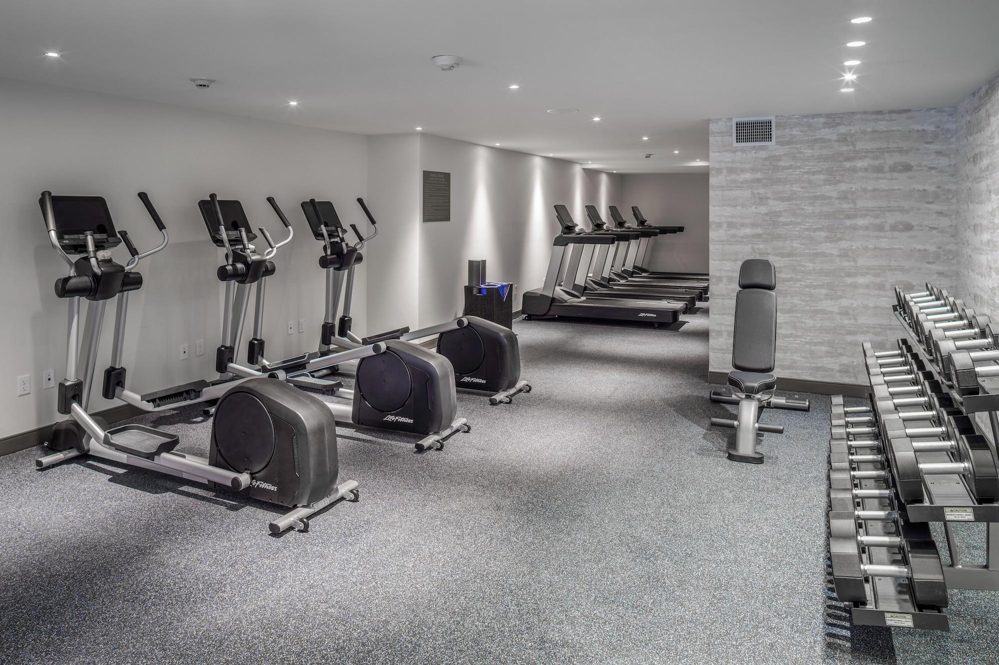 Gimnasio DoubleTree by Hilton Laredo