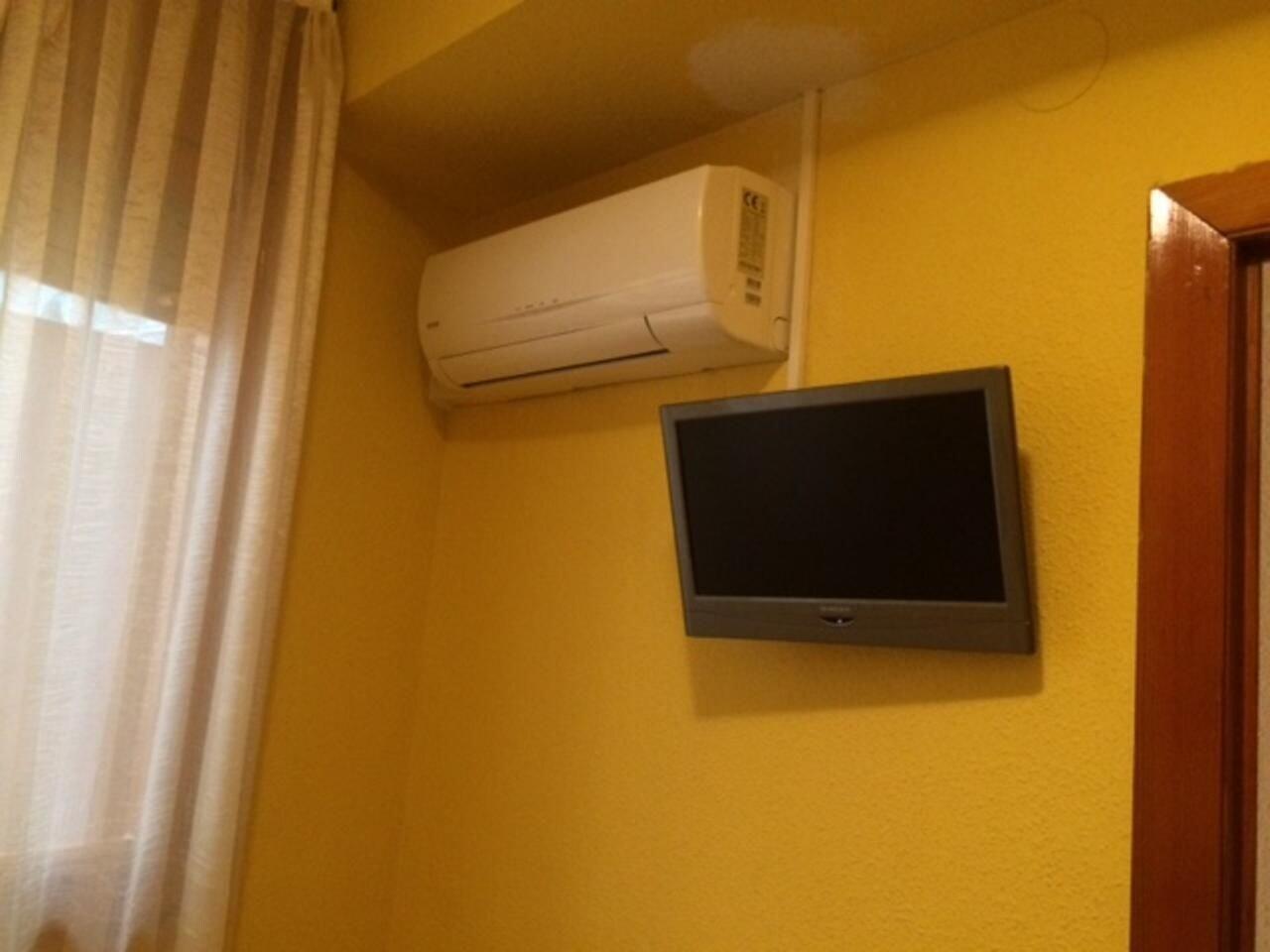 Set de Habitación Hostal Restaurante Arasa