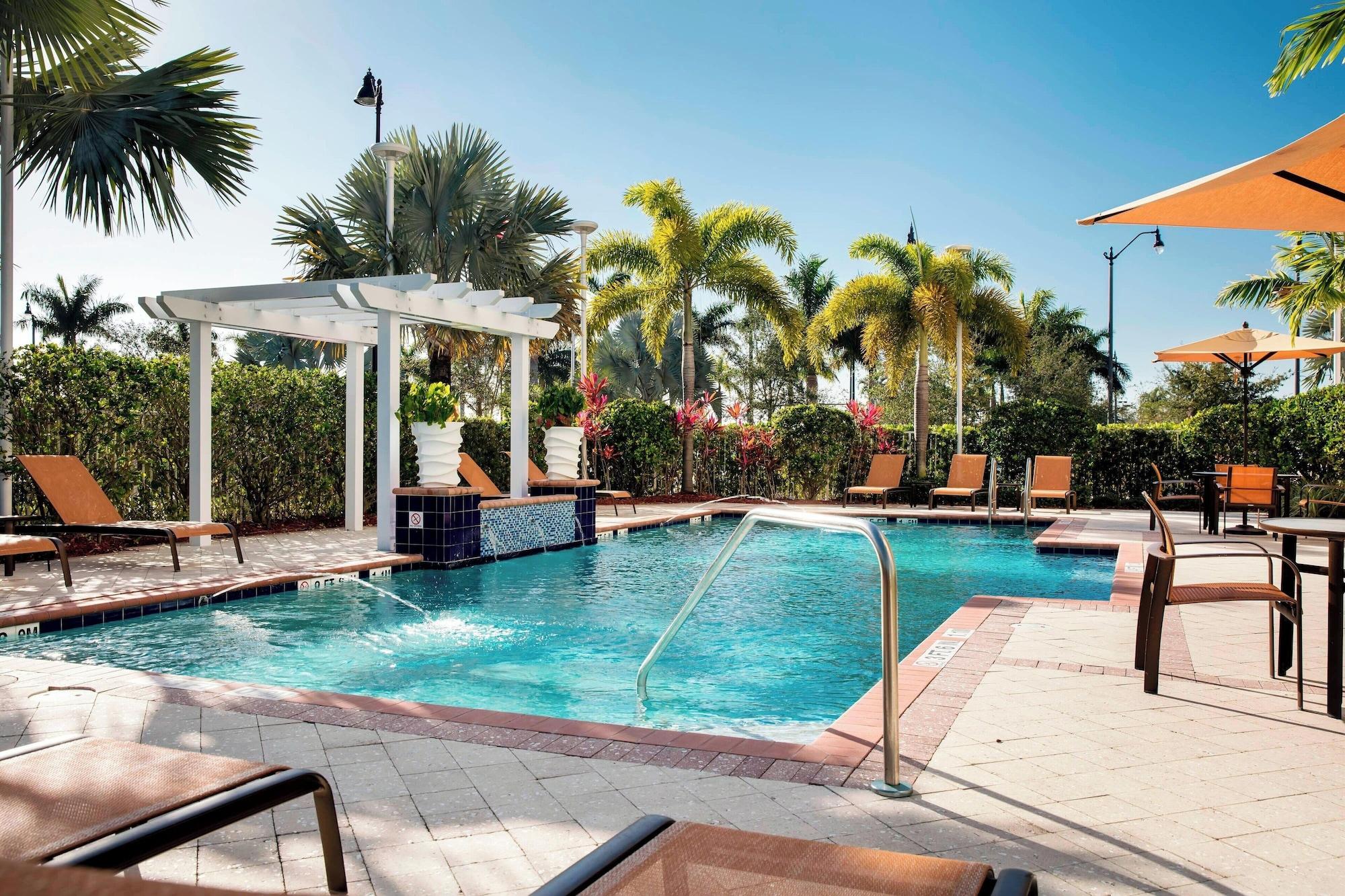 Vista Piscina Courtyard by Marriott Miami Homestead