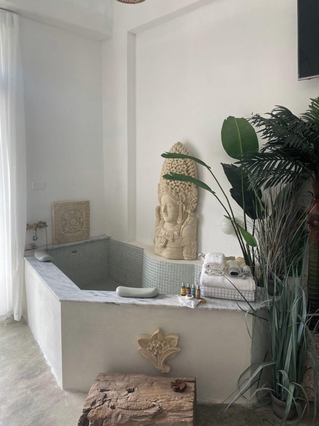 Varios Fas Glass House B&B