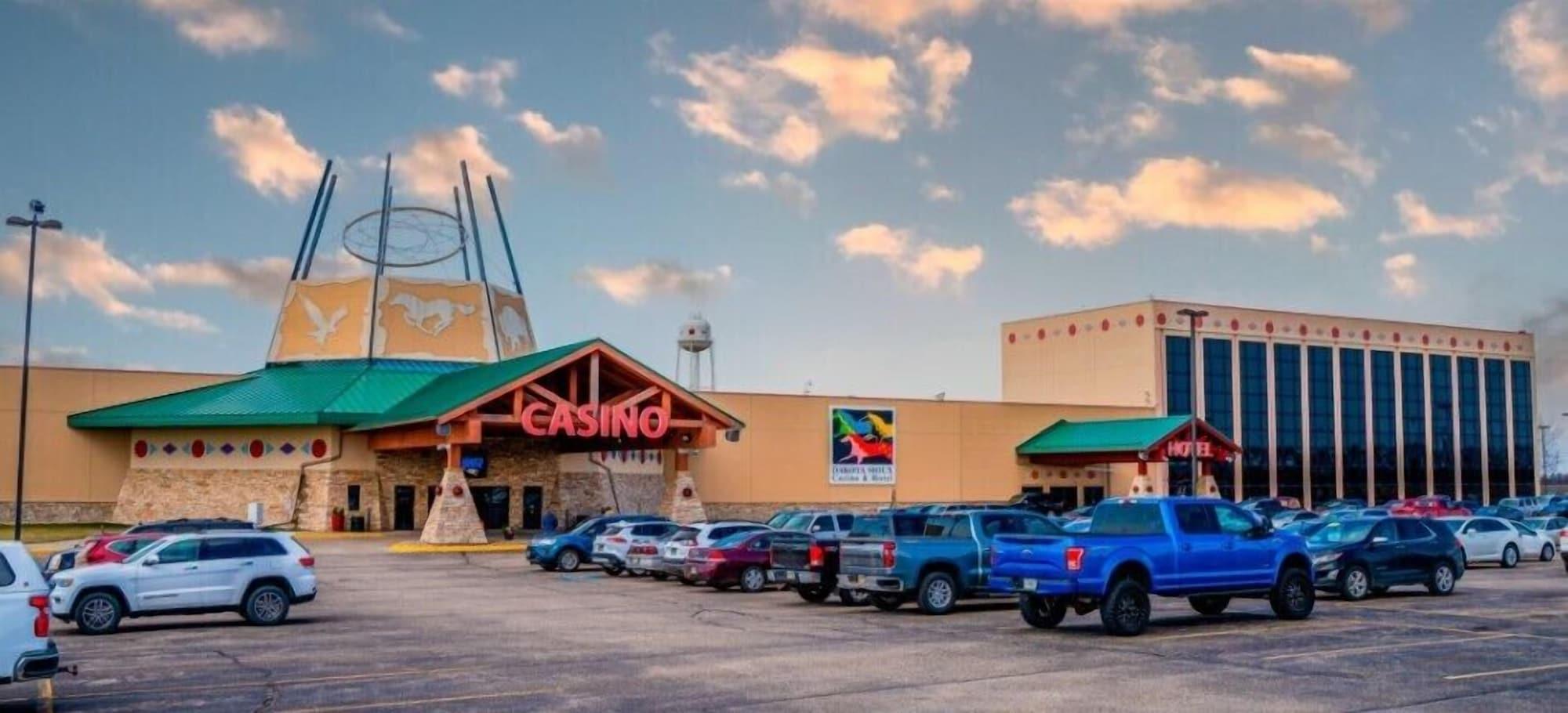 Vista Exterior Dakota Sioux Casino & Hotel