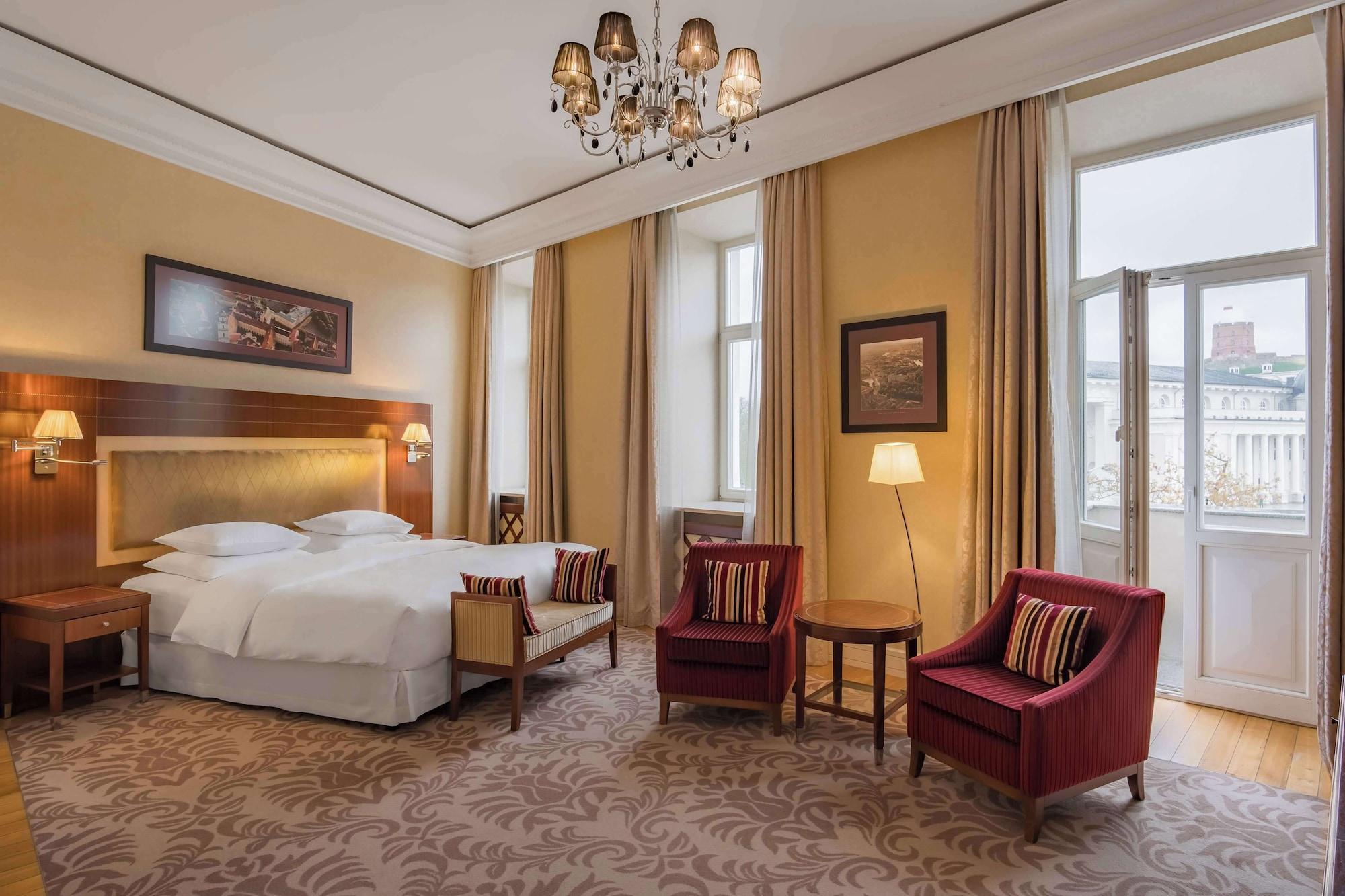 Habitación Grand Hotel Vilnius, Curio Collection by Hilton