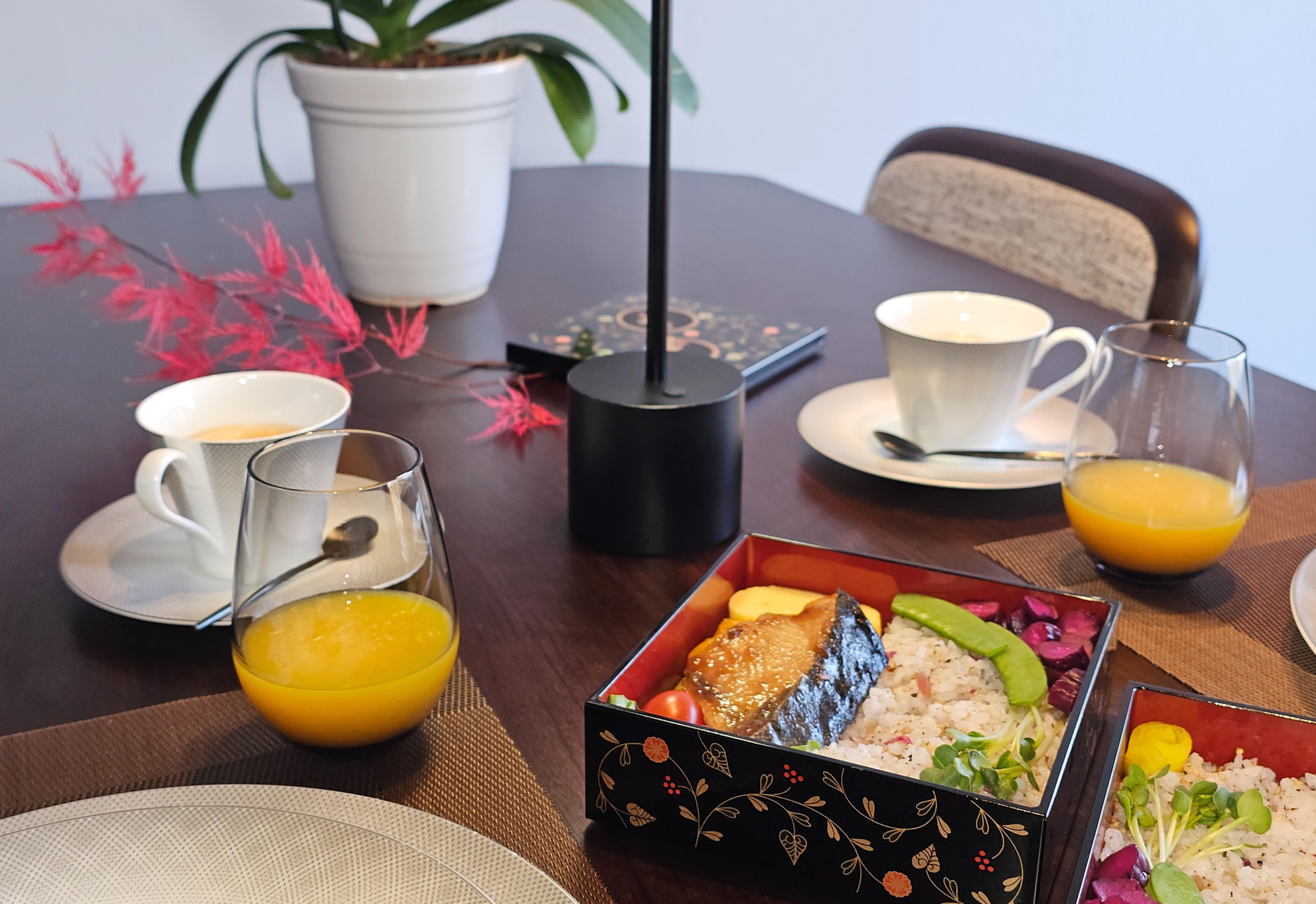 Restaurant Kamo Residences by Reflections