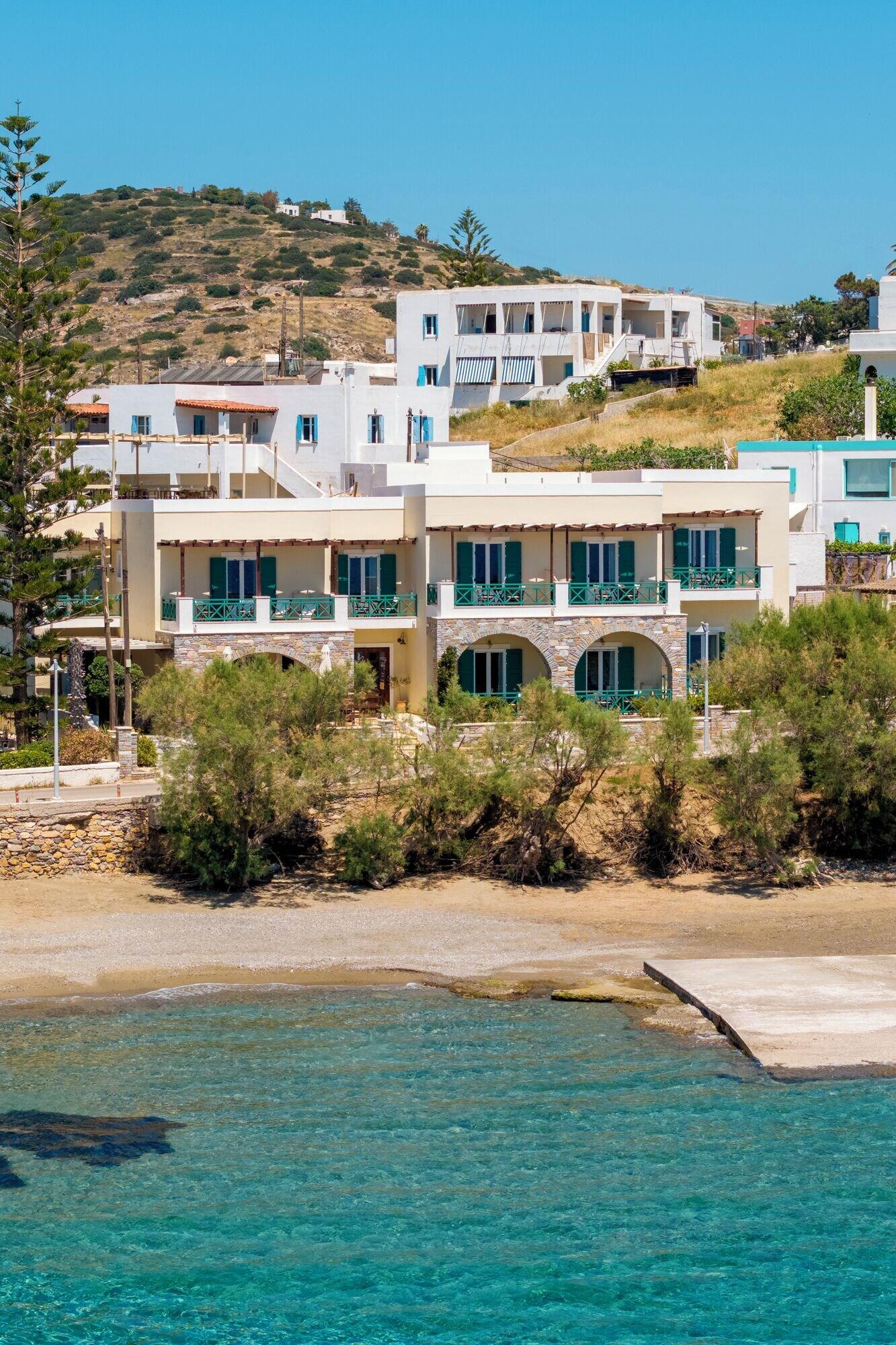 Varios Brazzera Hotel