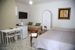 Alquiler Vacacional - THE ARTISTS' DIMORIES Quadruple deluxe RIPACANDIDA