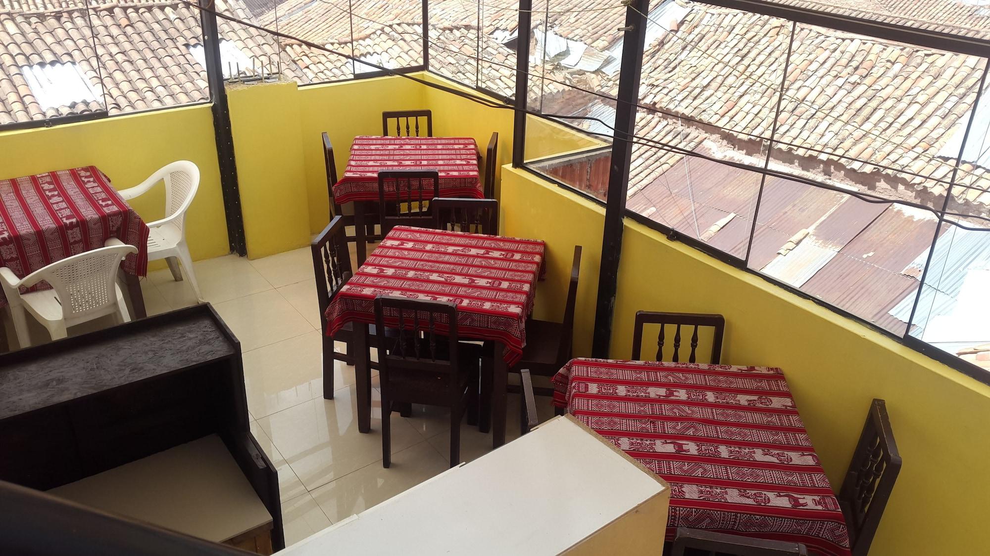 Restaurant Sami House Hostal - Hostel