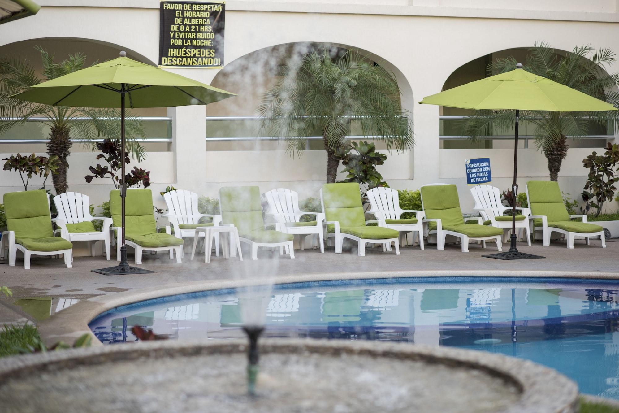 Vista Exterior Hotel Palace Inn