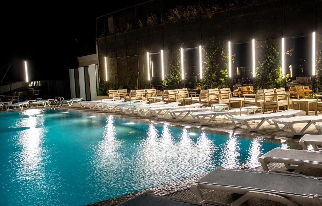 Vista Piscina Hotel Beaumonde Garden